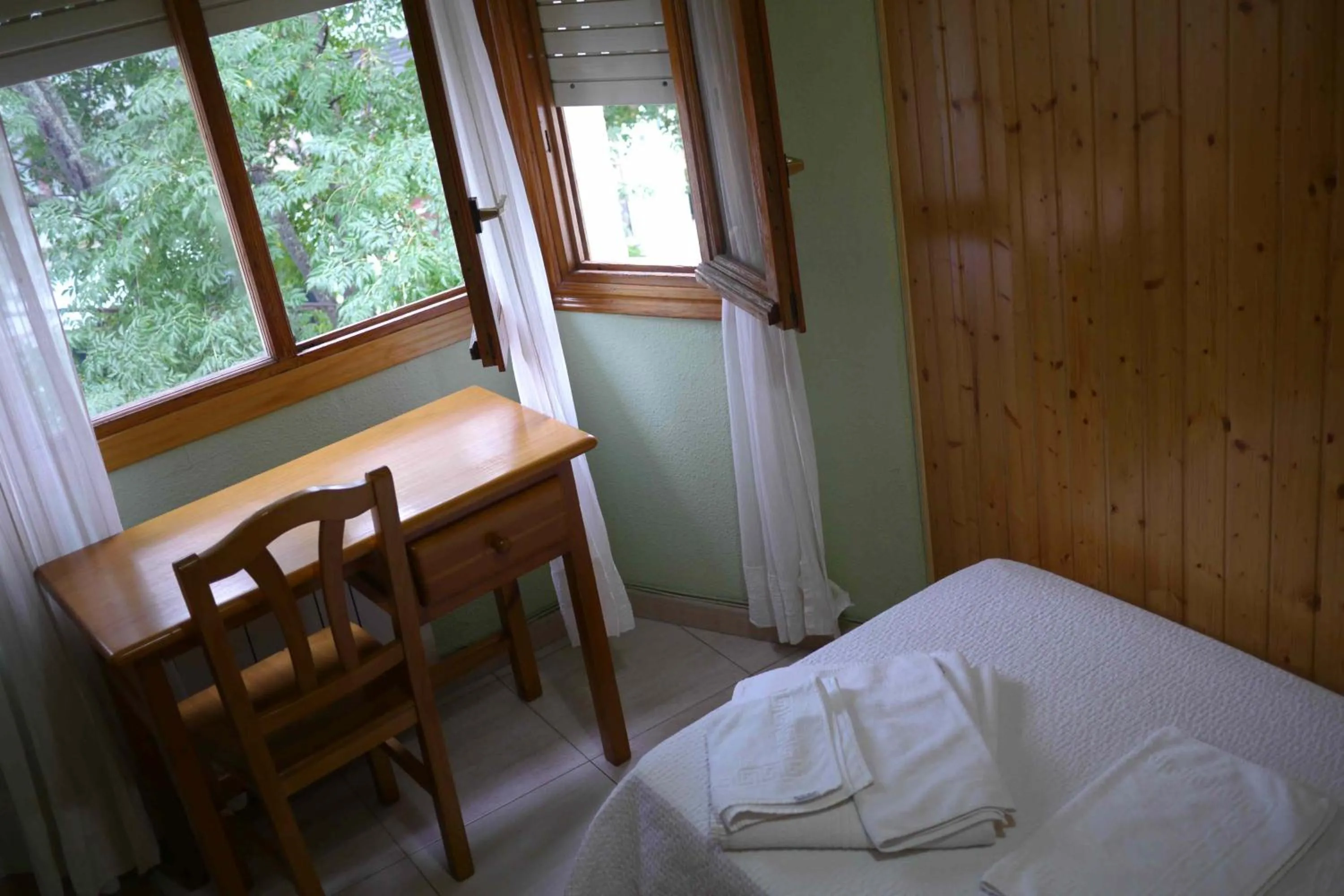 Bed in Hostal El Alba