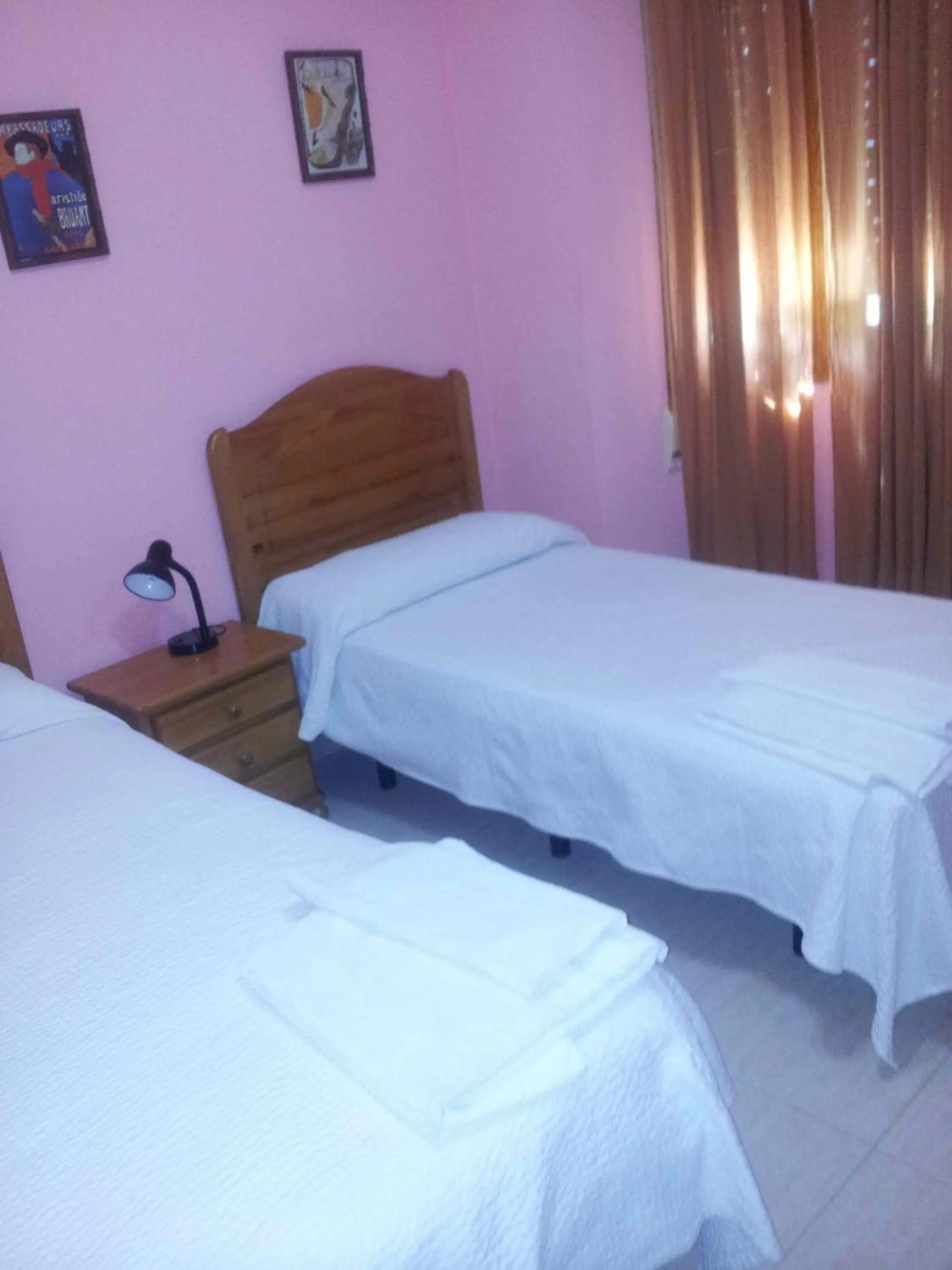 Bed in Hostal El Alba