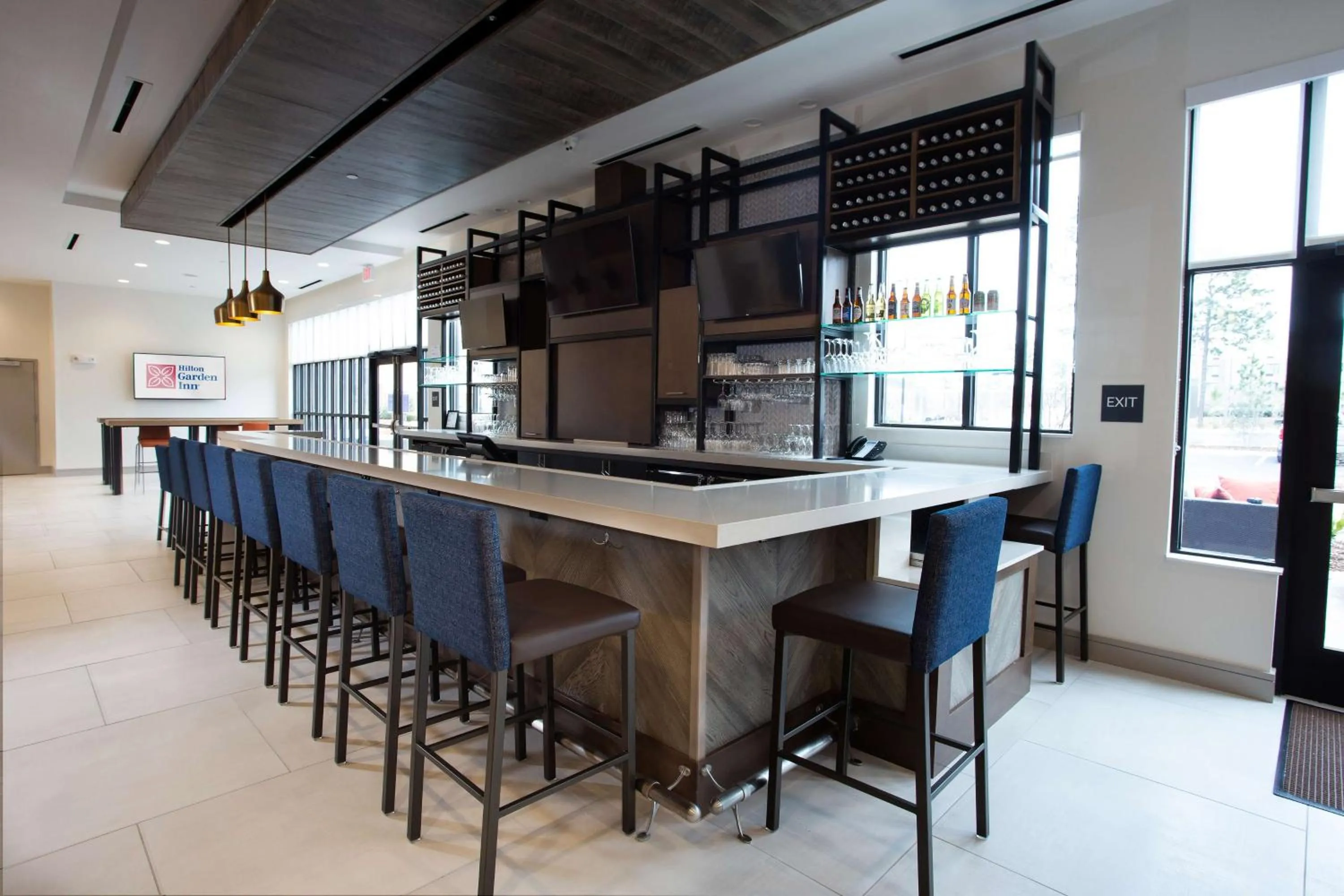 Lounge or bar in Hilton Garden Inn Southern Pines Pinehurst, Nc