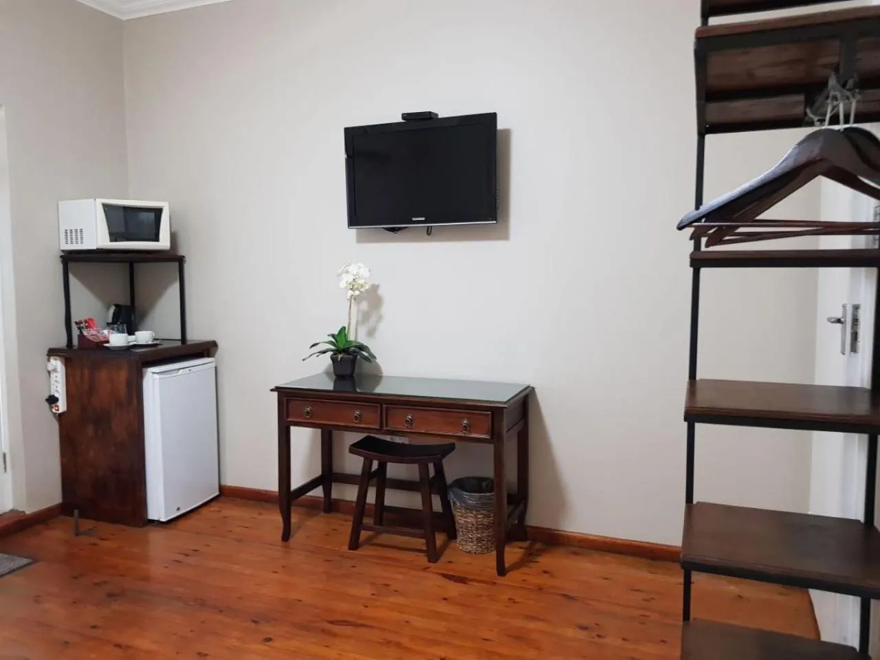 TV and multimedia in Aloes Guest House 62 on Meintjies