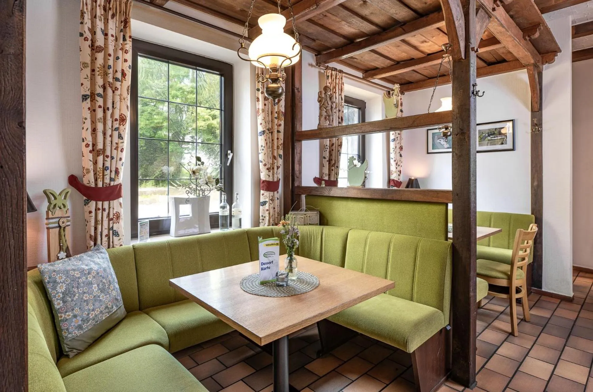 Restaurant/places to eat in Hotel Heilemann