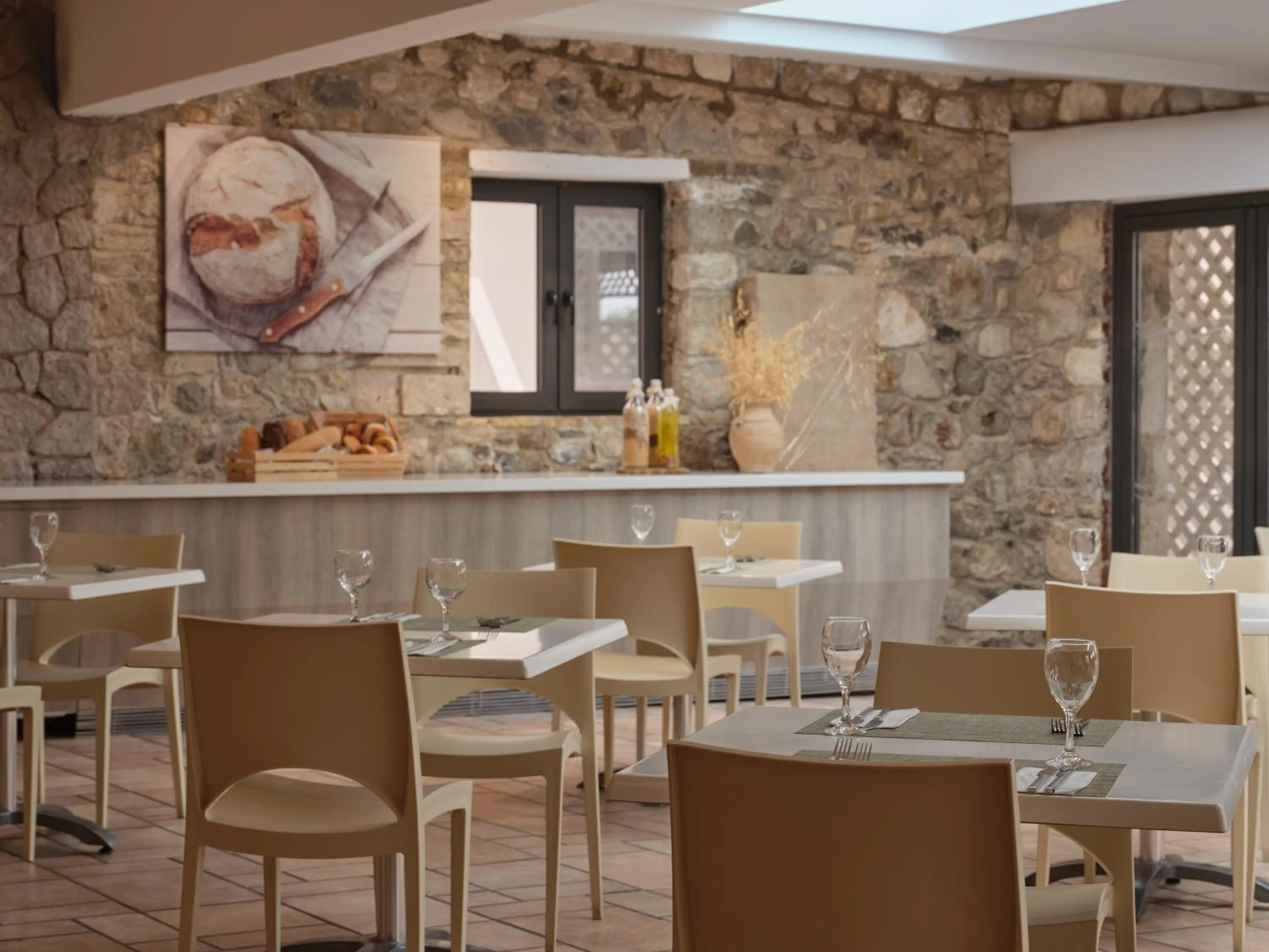 Restaurant/places to eat in Atlantica Thalassa Hotel