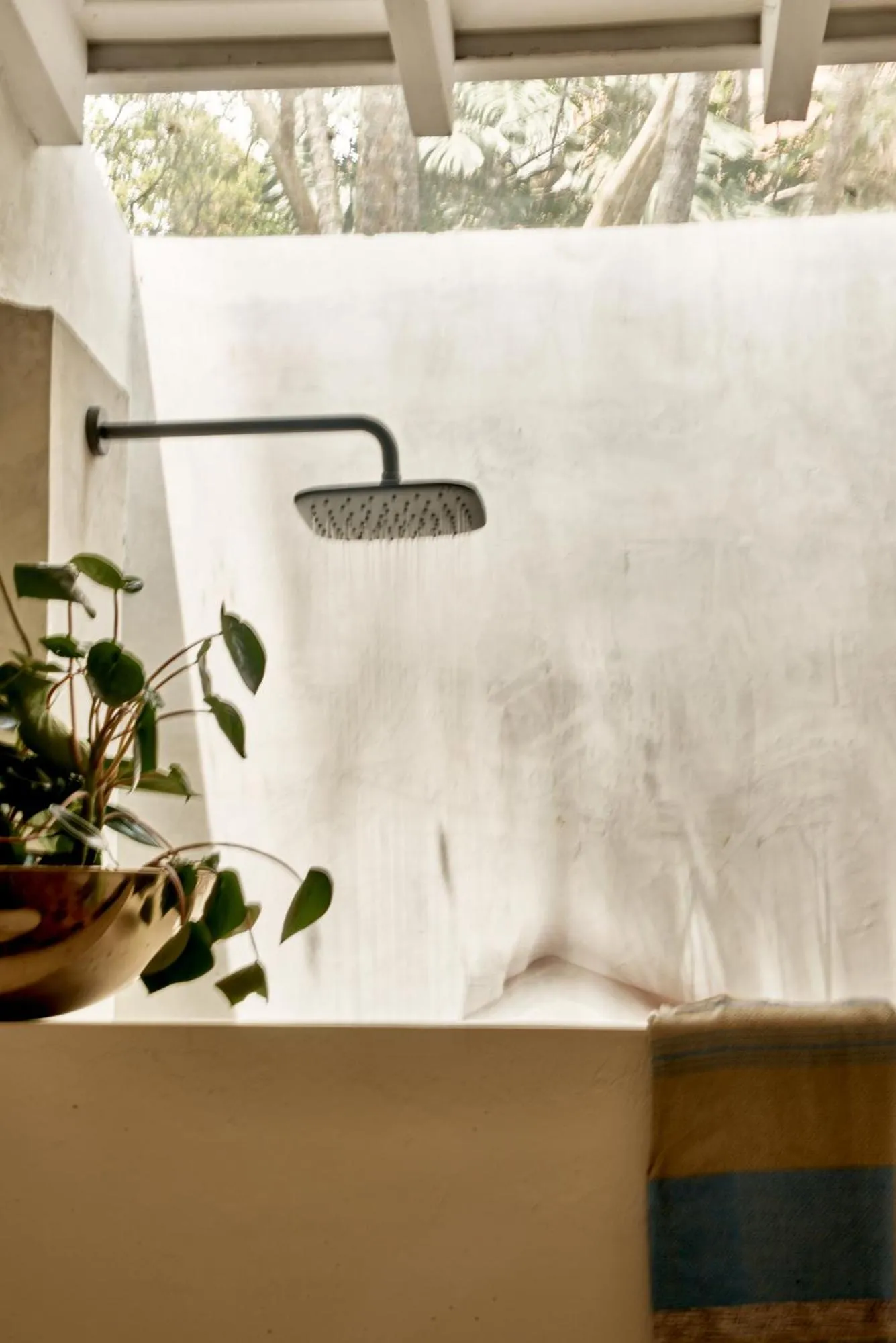 Shower in Hotel Quinta Ladera