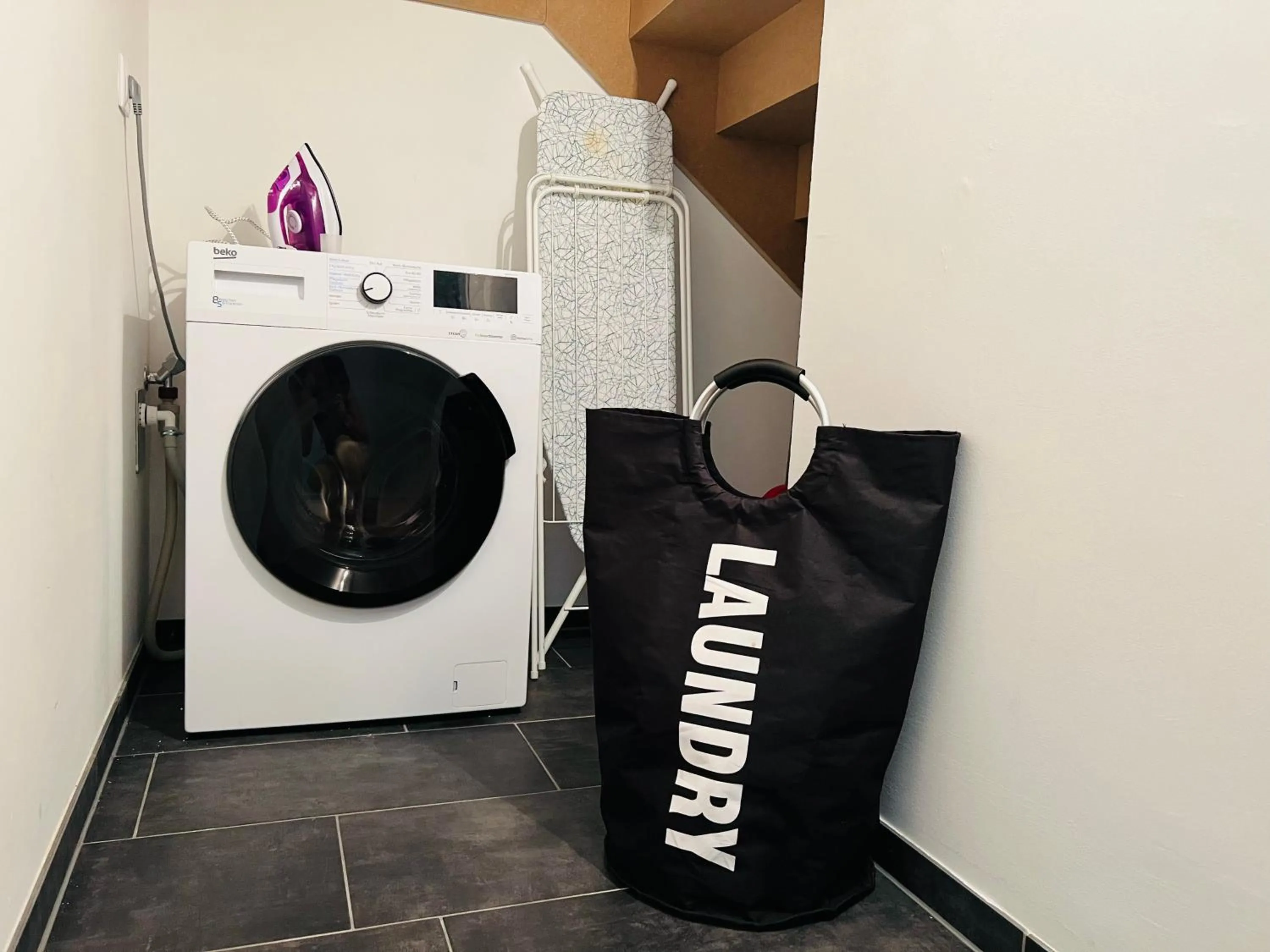 Bathroom in APSTAY Eggenberg I Self Check-in I Parking option