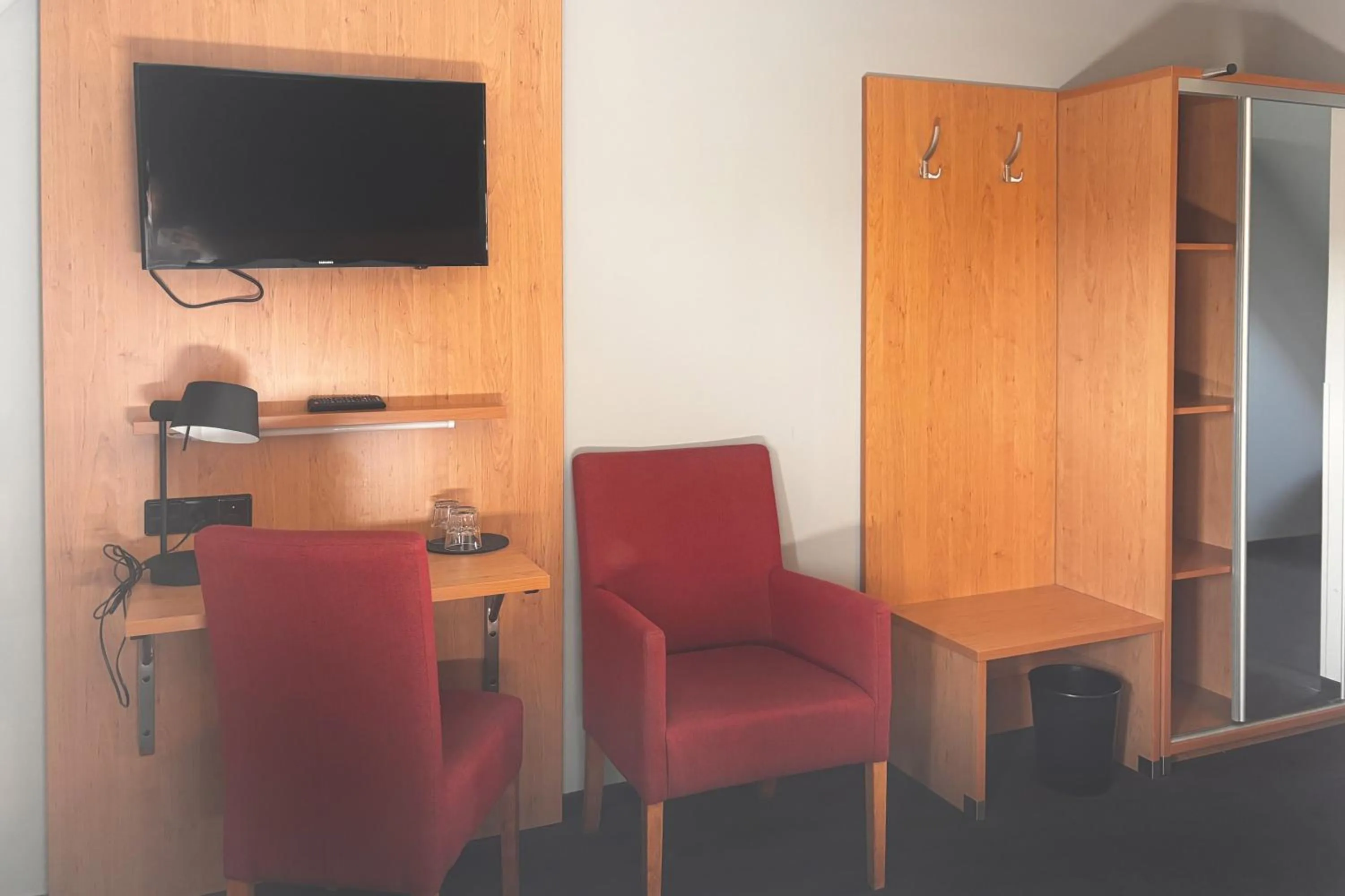 Photo of the whole room in Novum Hotel Bruy