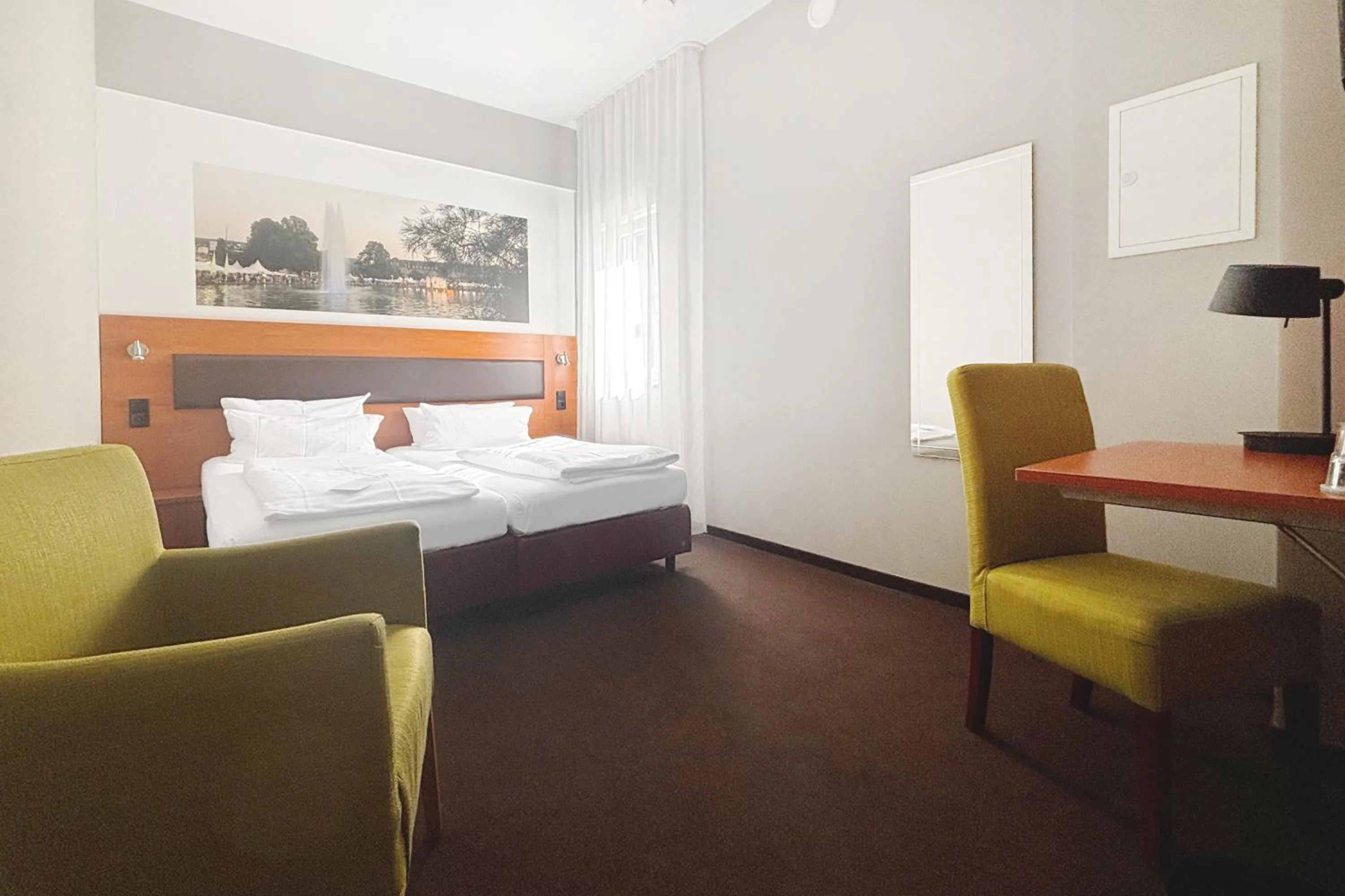 Photo of the whole room, Bed in Novum Hotel Bruy