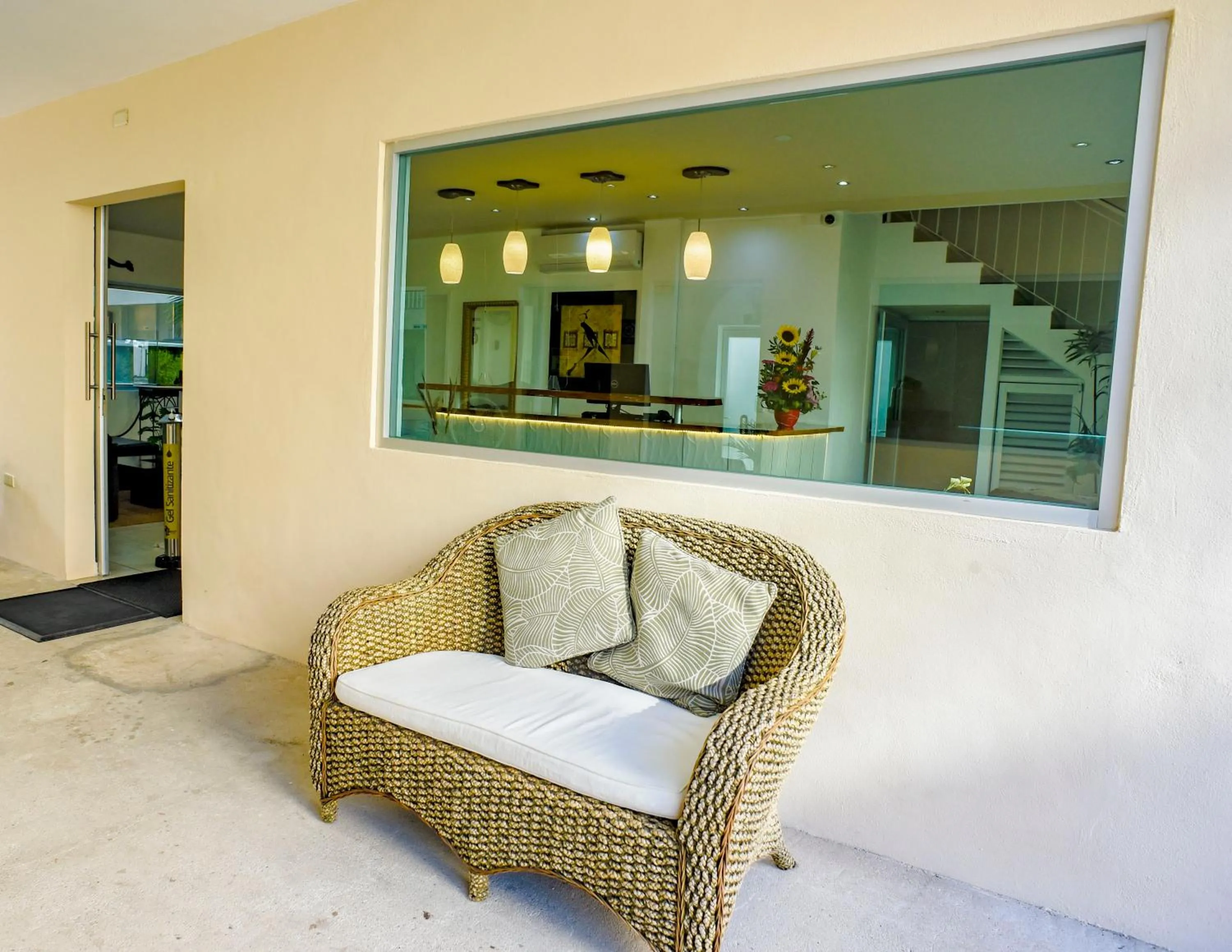 Facade/entrance in Hotel 12 BEES by Kavia