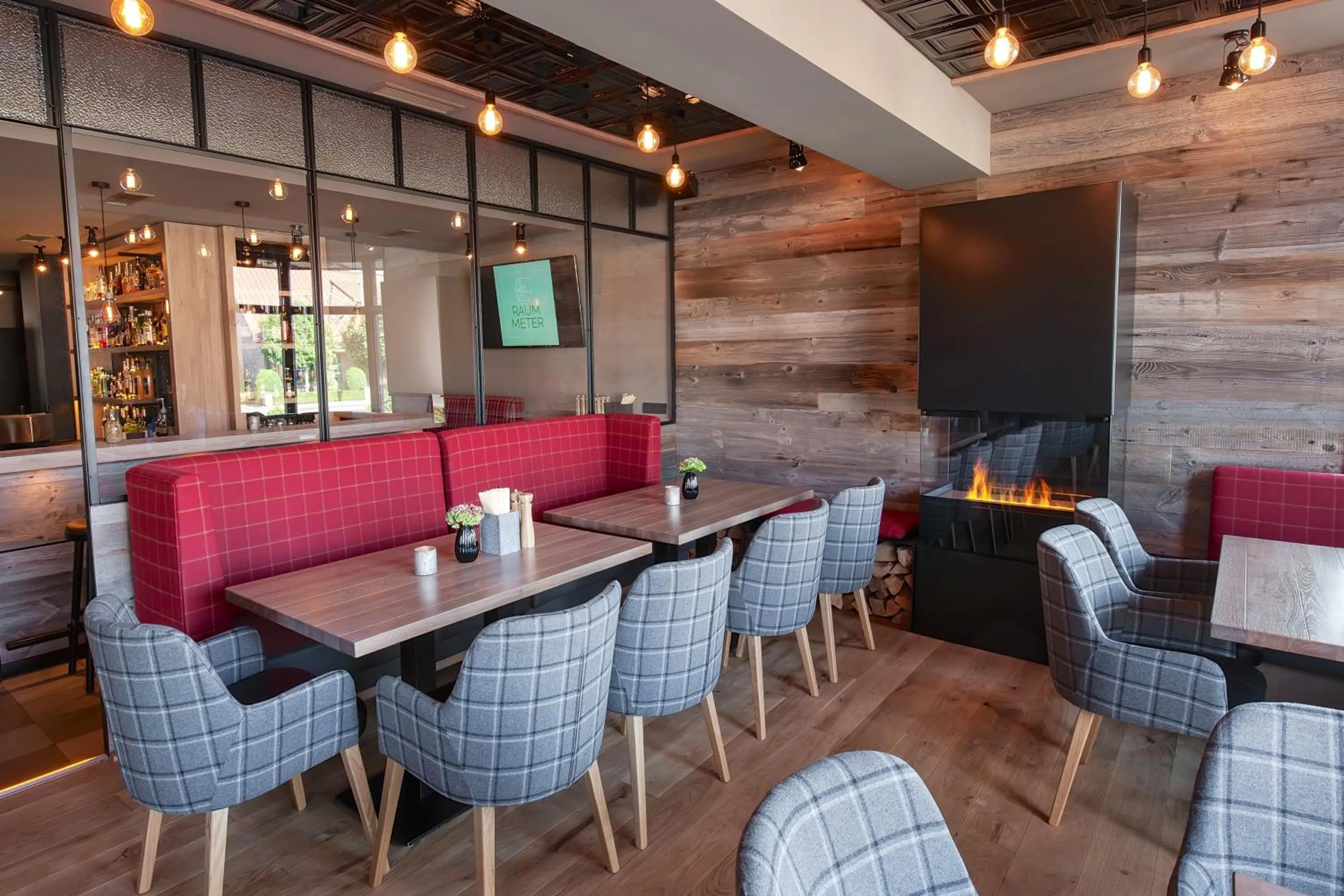 Restaurant/places to eat in Hotel Nickisch