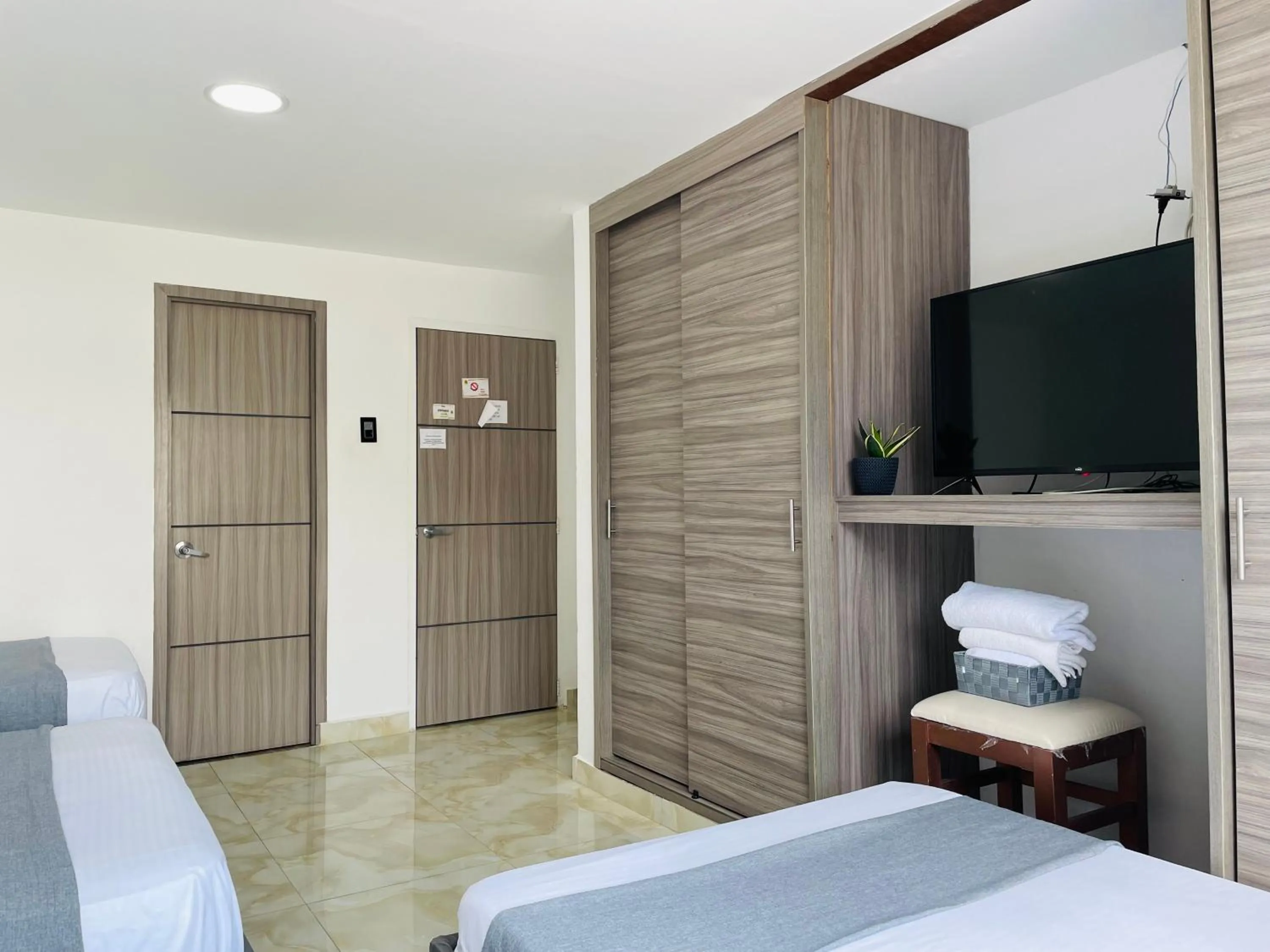 Bed in La Forêt de Café Hotel