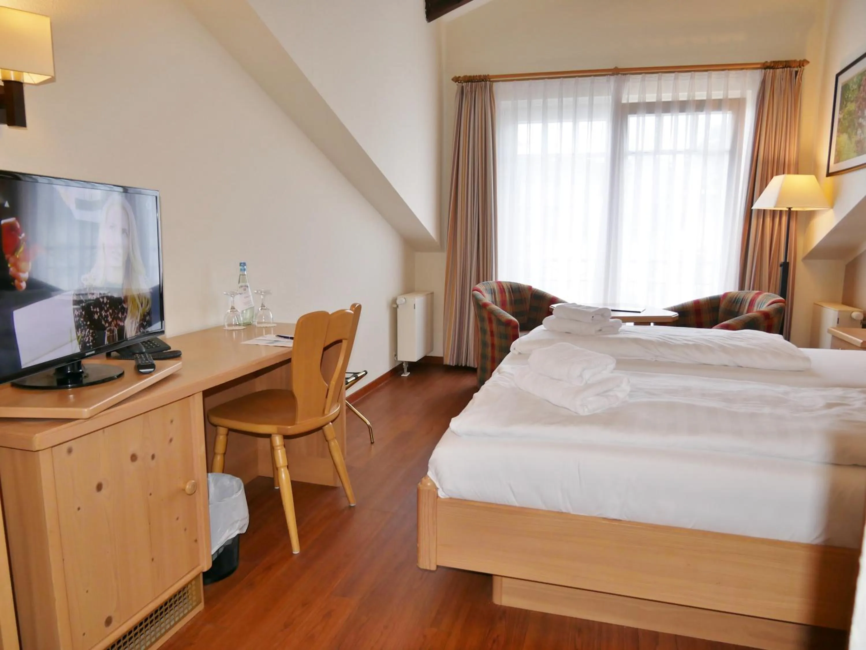 Photo of the whole room, Bed in R&R Hotel Strandallee