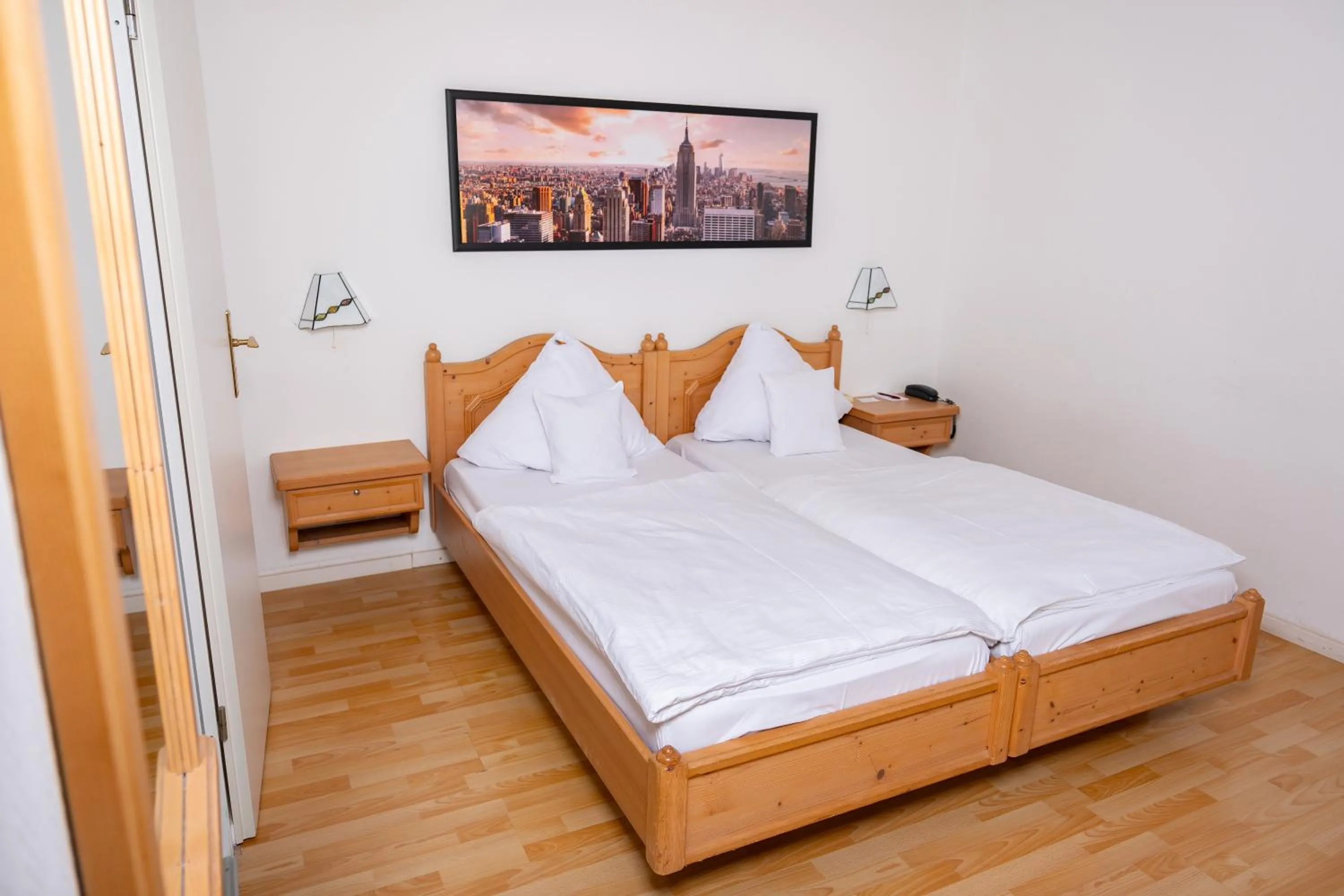 Bedroom, Bed in Hotel Alpha