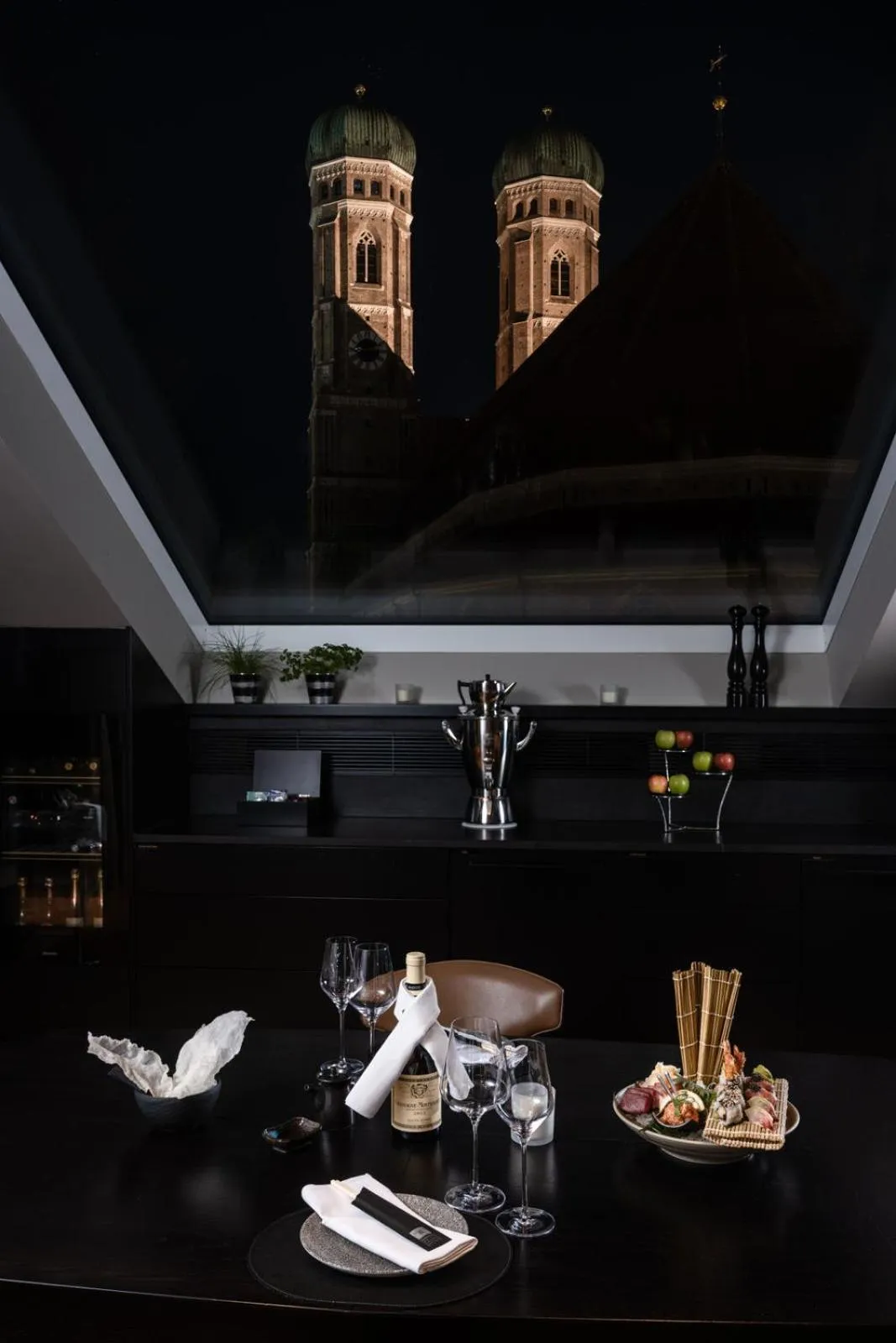 Food and drinks in DO & CO Hotel München