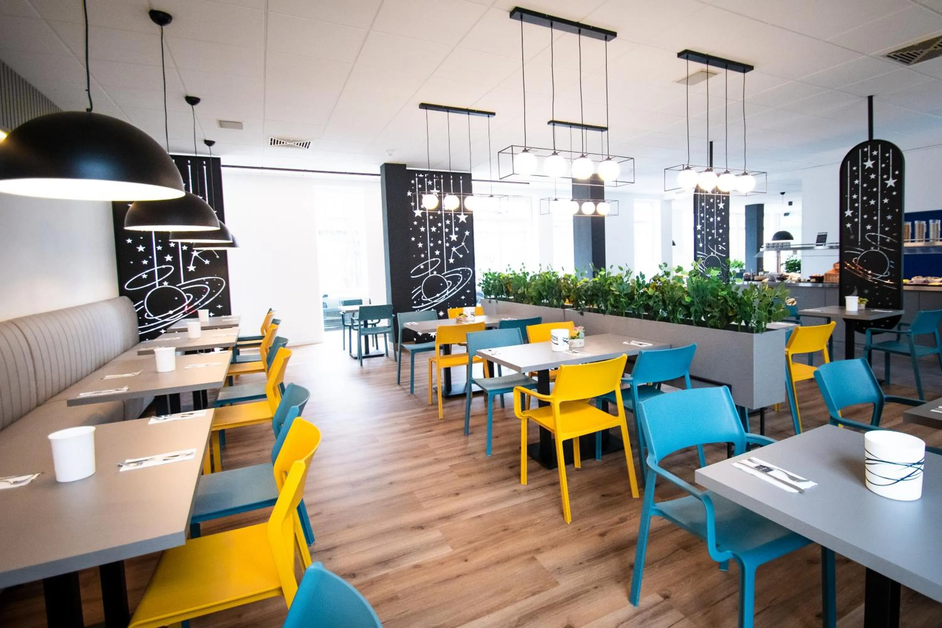 Restaurant/places to eat in Taste Hotel Jettingen