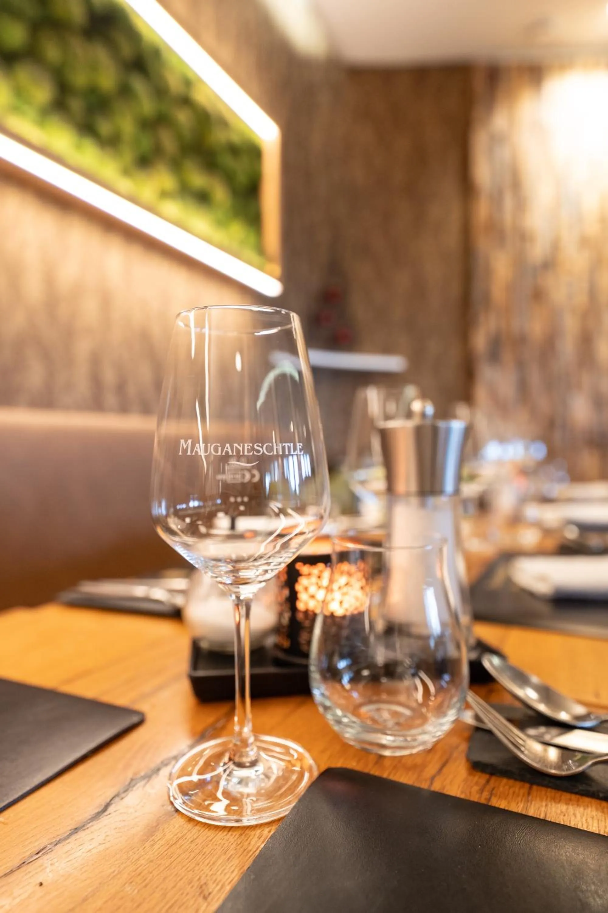 Restaurant/places to eat in Hotel Am Schloss *** Superior