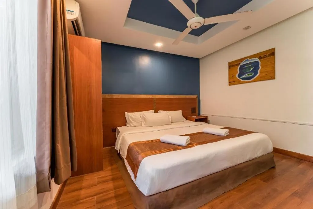 Bed in Maamadi Boutique