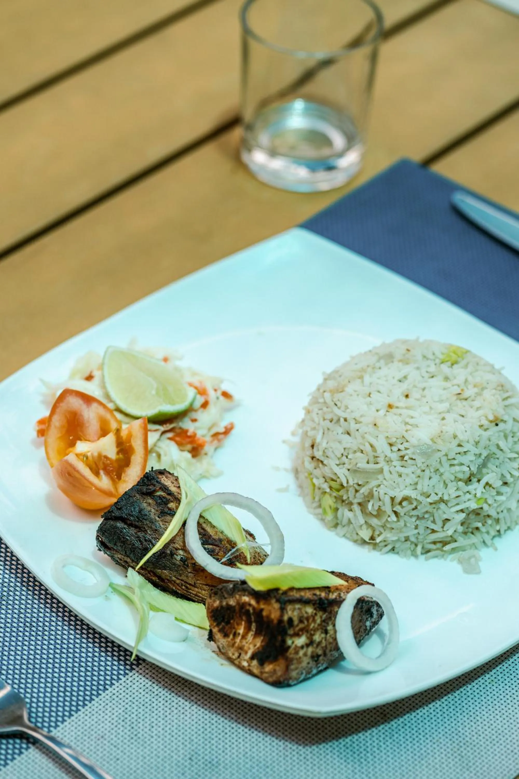 Food in Maamadi Boutique