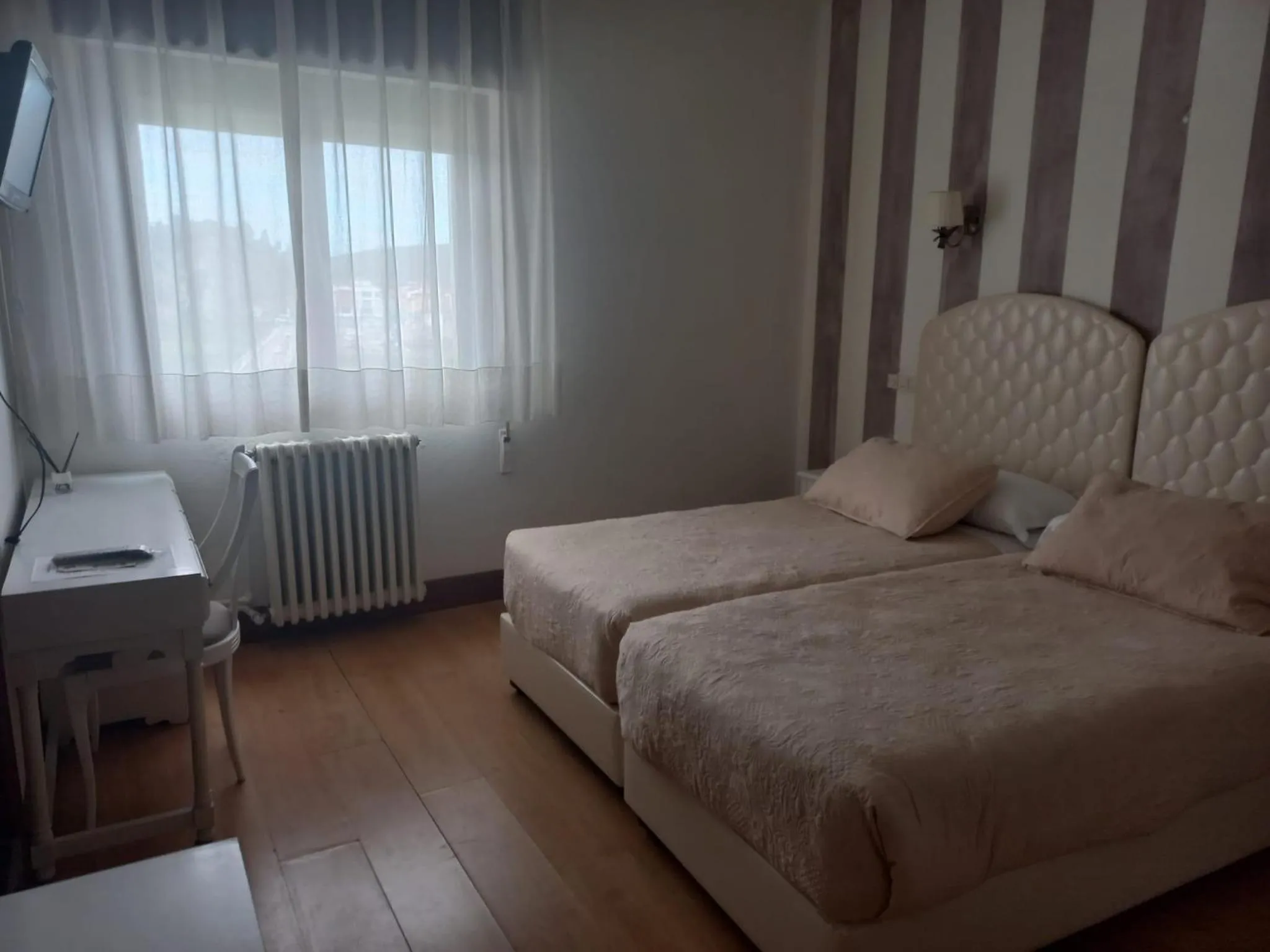 Photo of the whole room in Marina