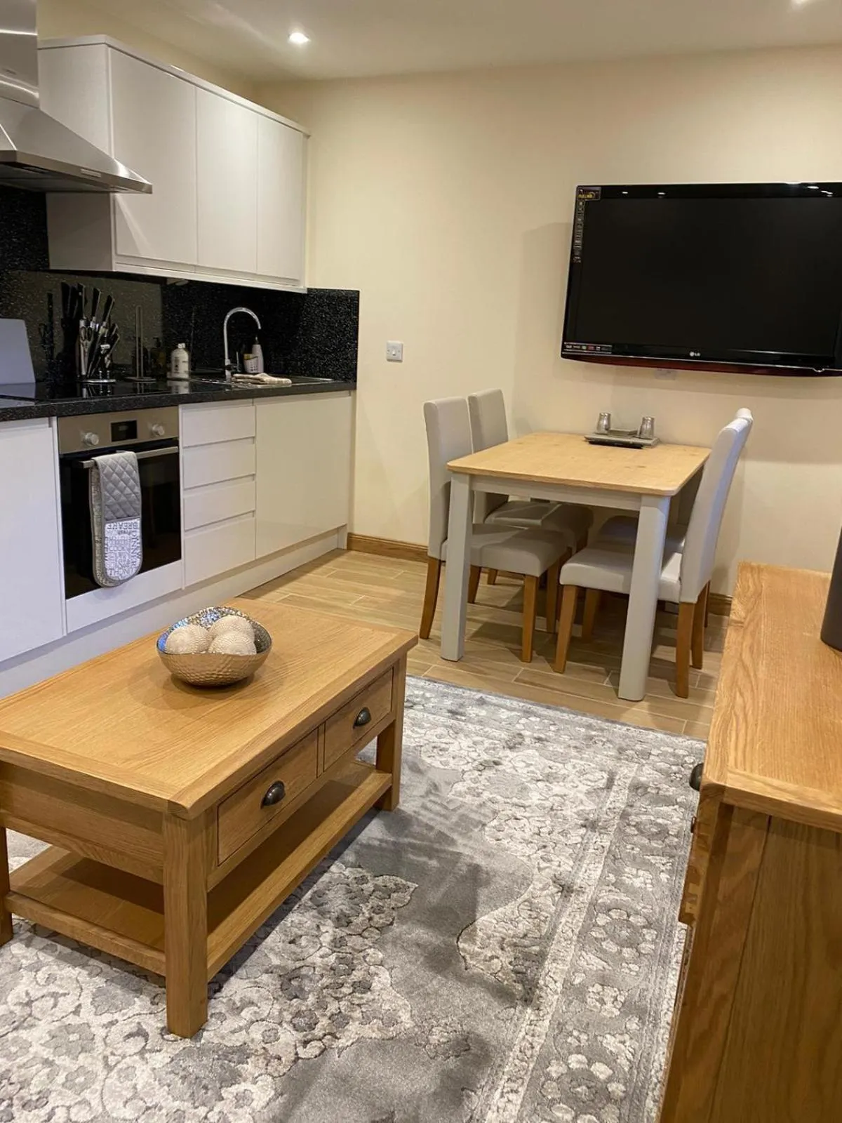 Other in Waverley Inn Holiday Apartments