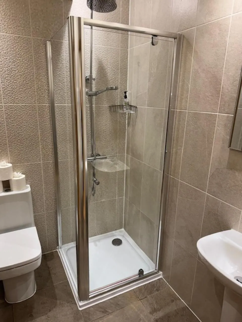 Bathroom in Waverley Inn Holiday Apartments