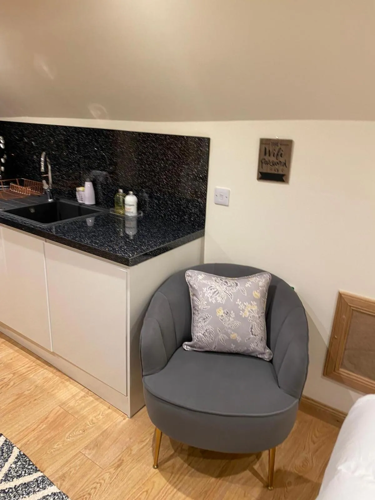 Other in Waverley Inn Holiday Apartments