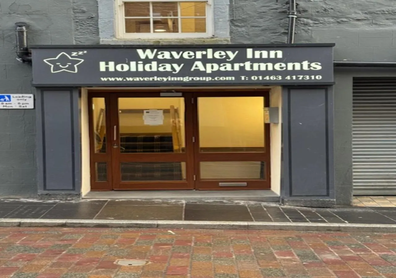 Property building in Waverley Inn Holiday Apartments