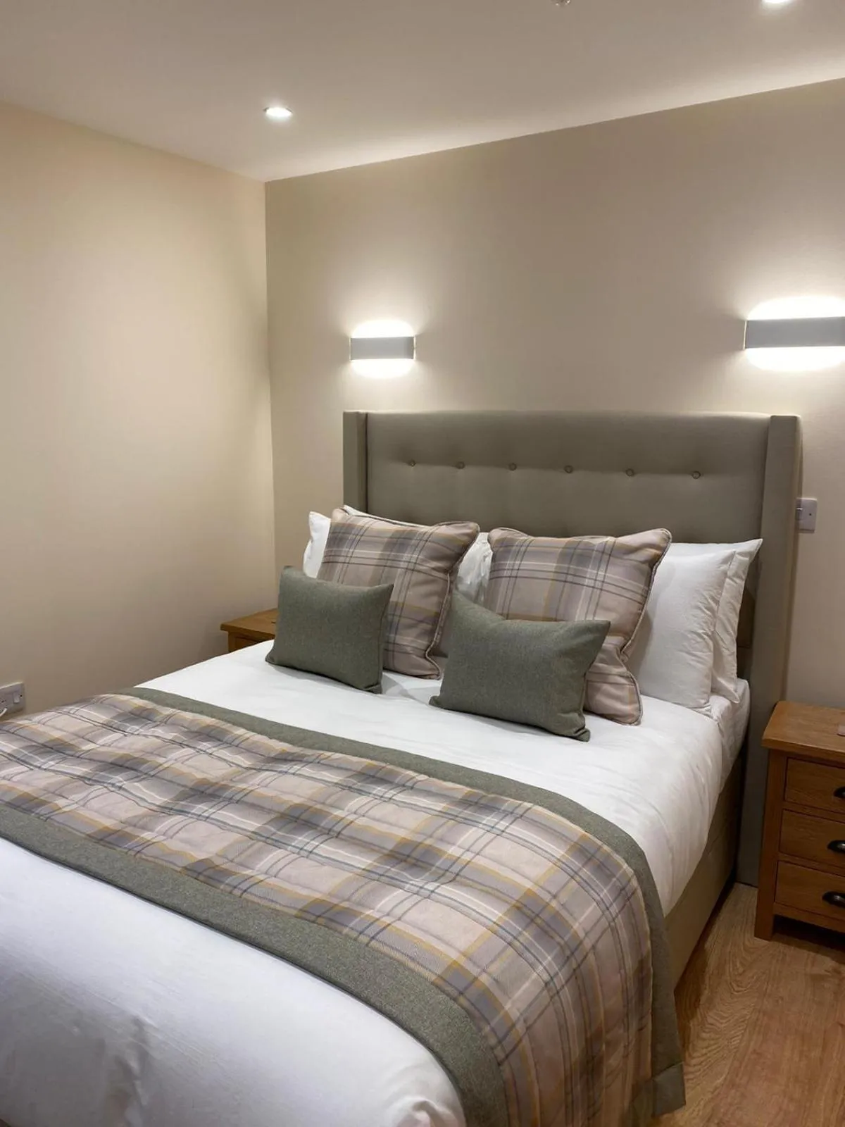 Bedroom, Bed in Waverley Inn Holiday Apartments