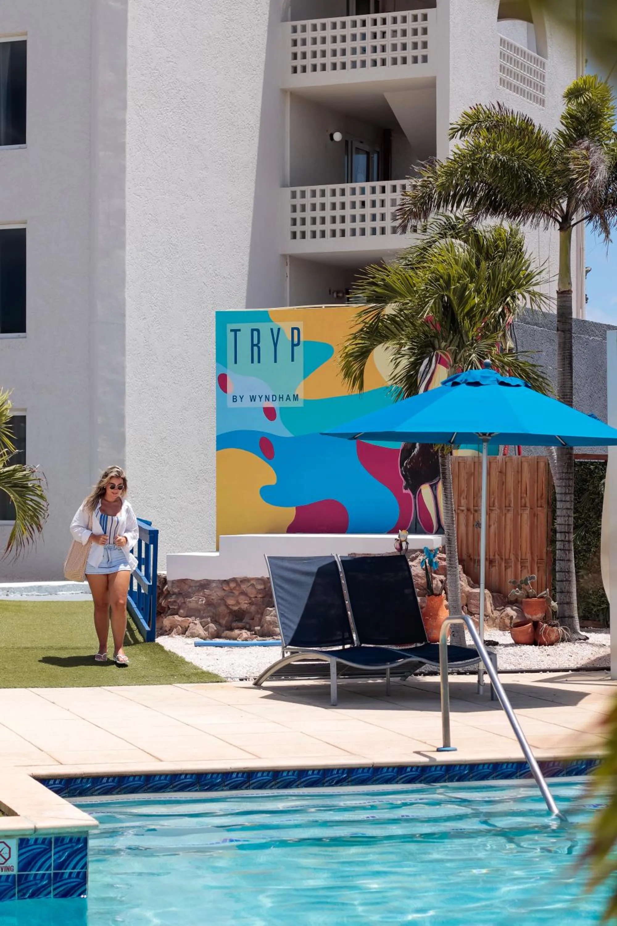 Swimming pool in TRYP by Wyndham Aruba