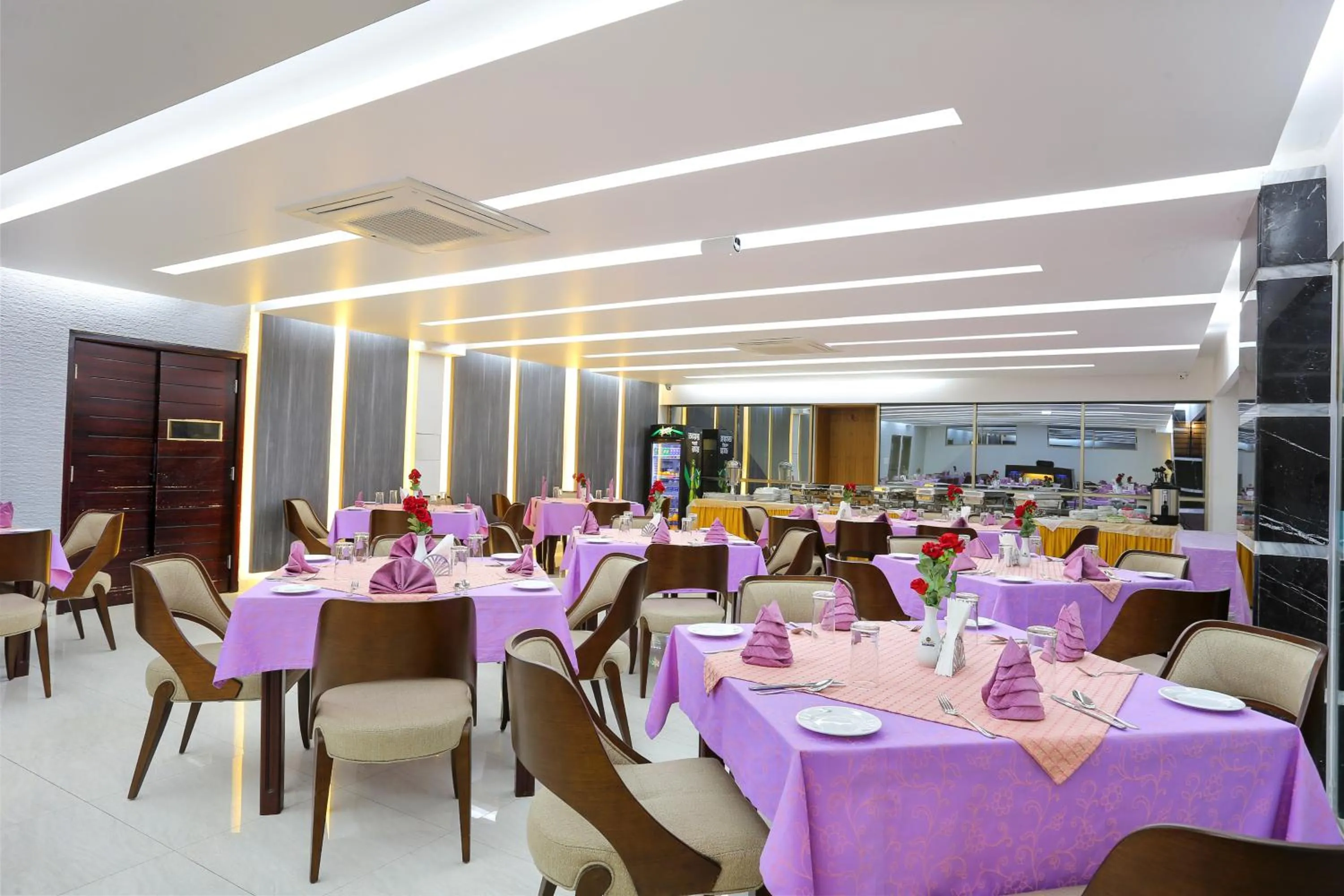 Restaurant/places to eat in Grand Mostafa Hotel Ababil