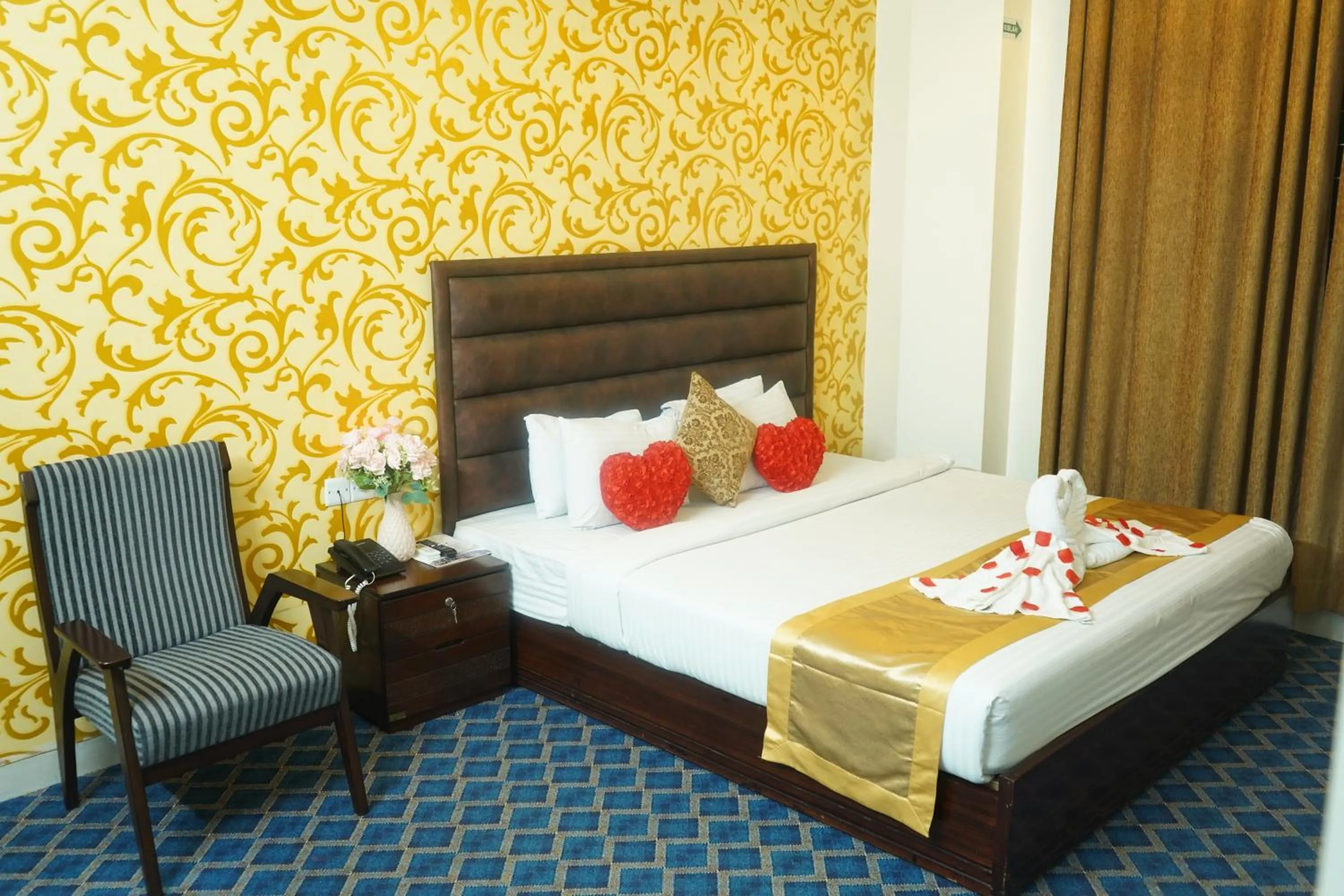 Bed in Grand Mostafa Hotel Ababil