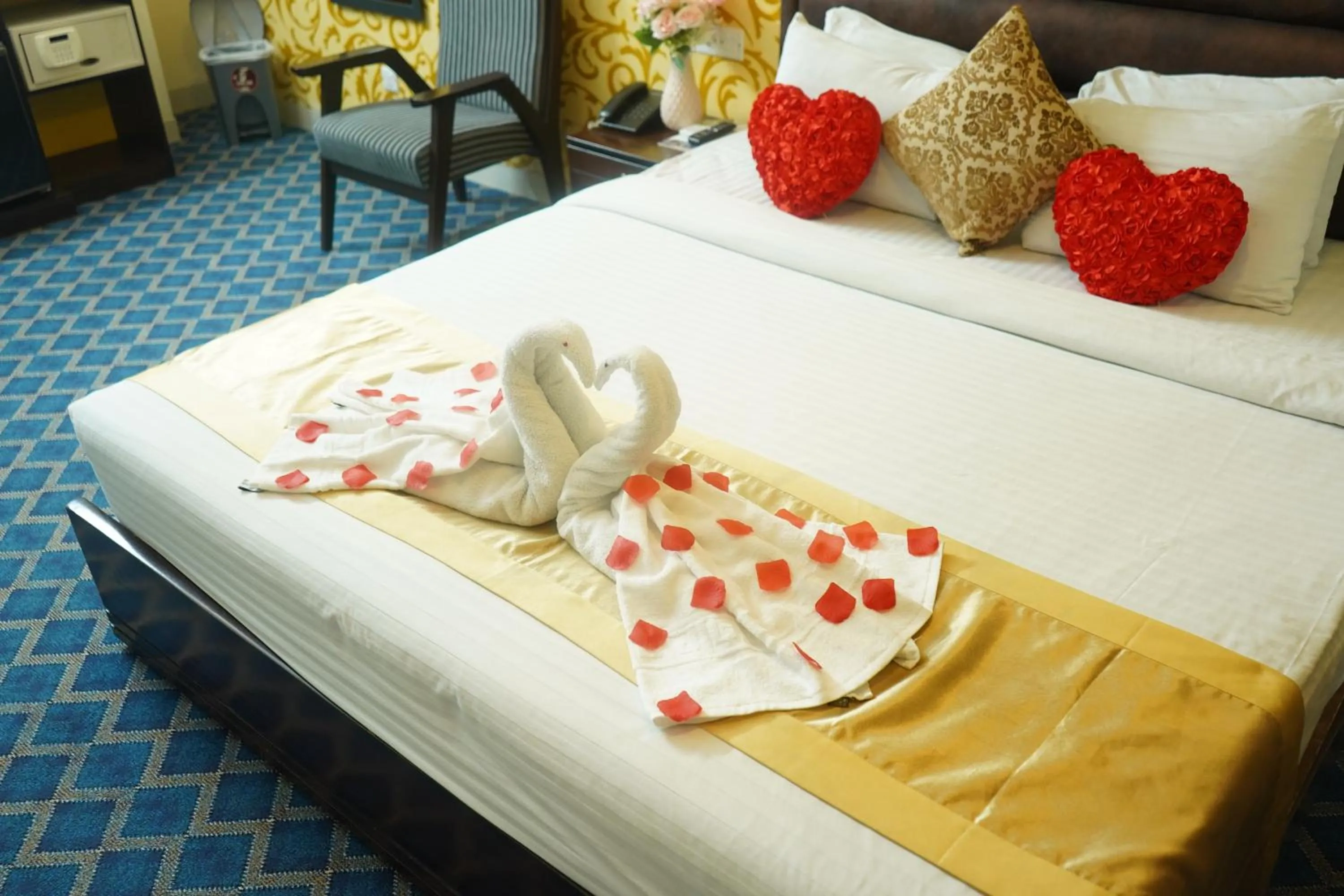 Bed in Grand Mostafa Hotel Ababil