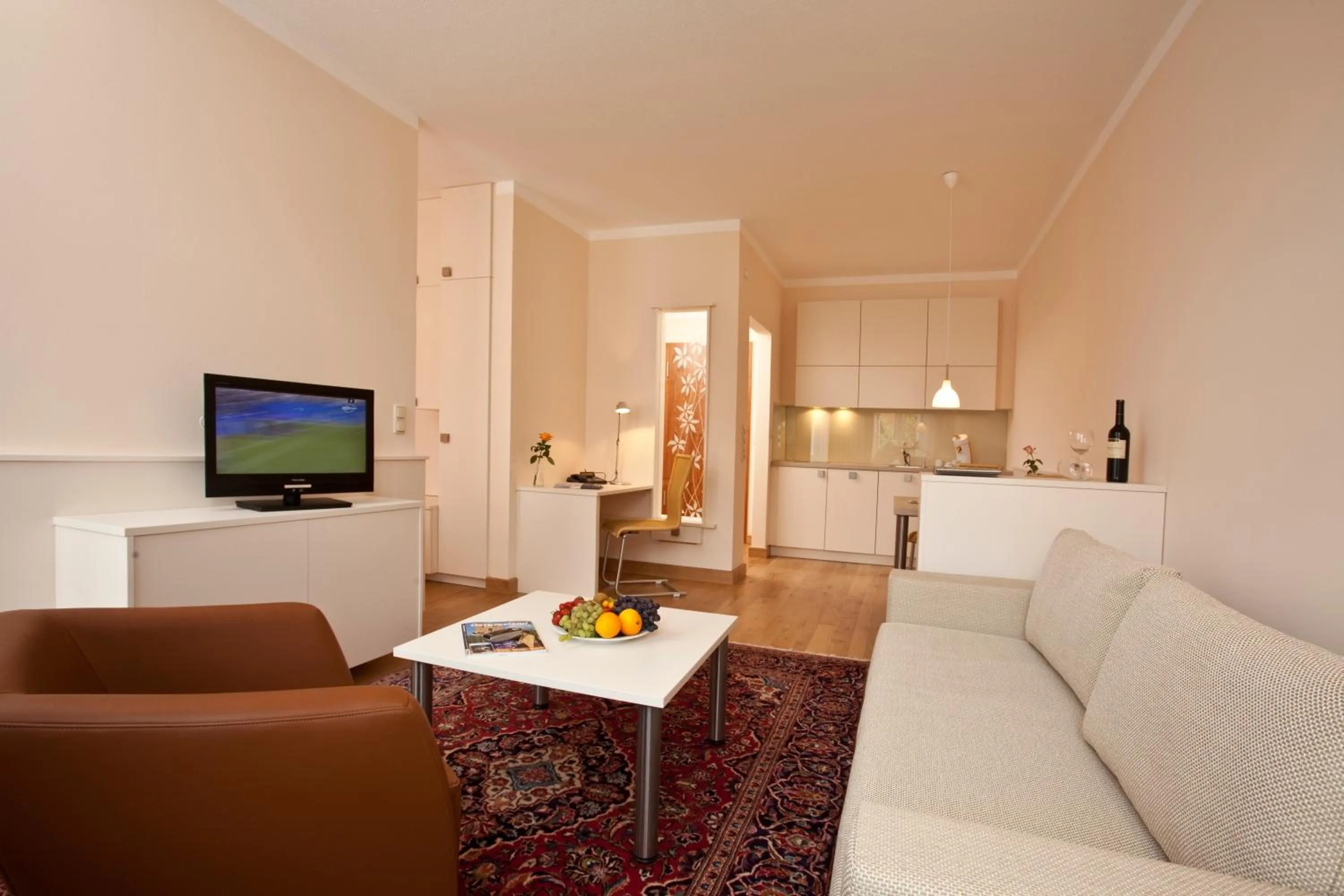 Kitchen or kitchenette in Ringhotel Residenz Wittmund