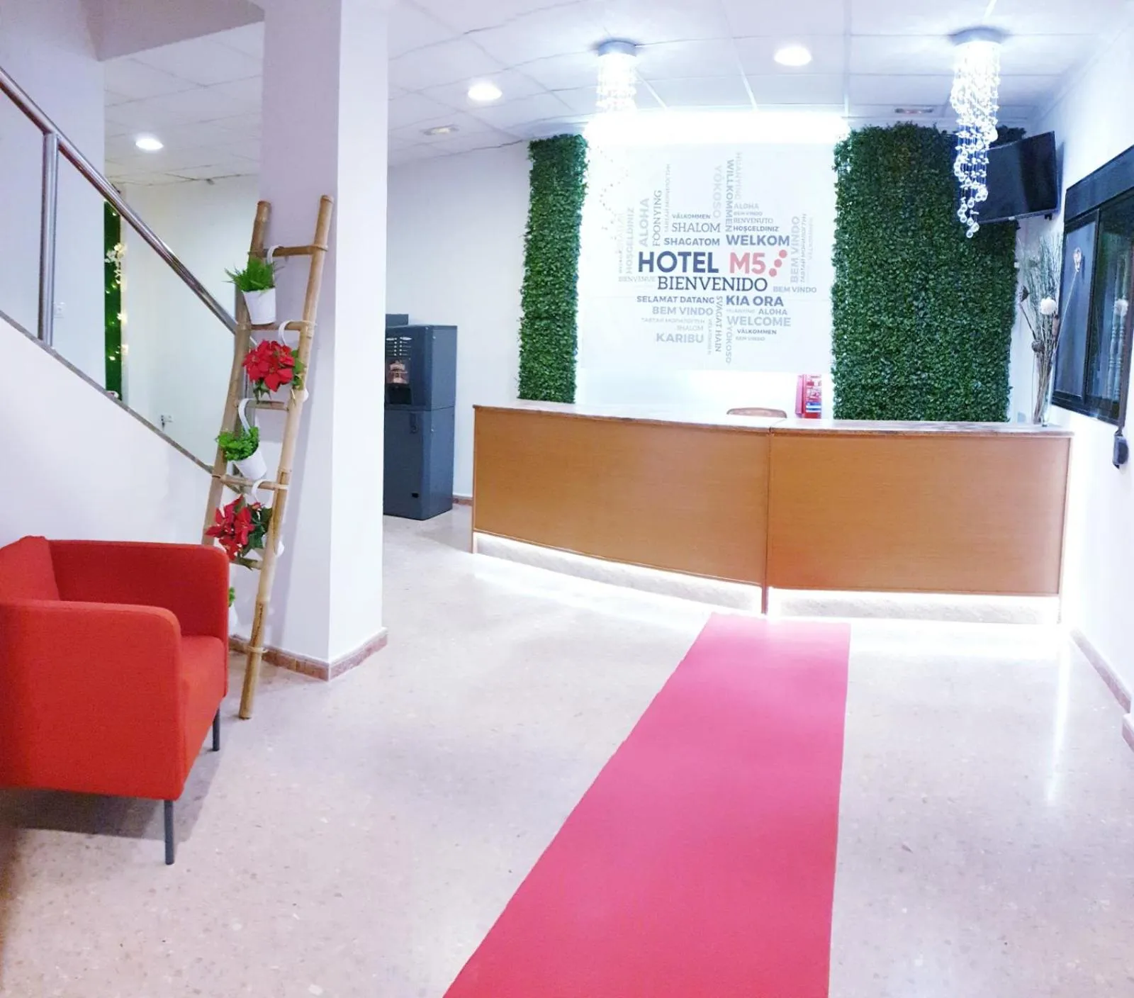 Lobby or reception in Hotel M5 Valencia Aeropuerto