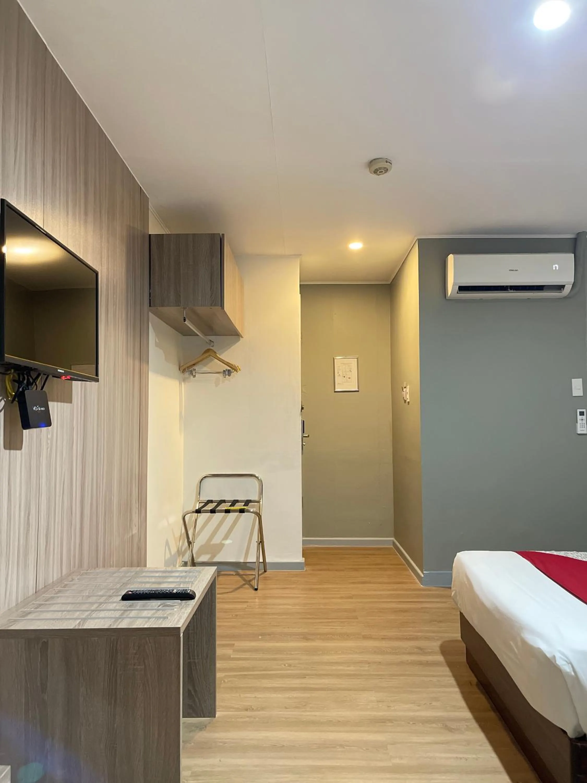 Photo of the whole room, Bed in Anex Hotel near US Embassy