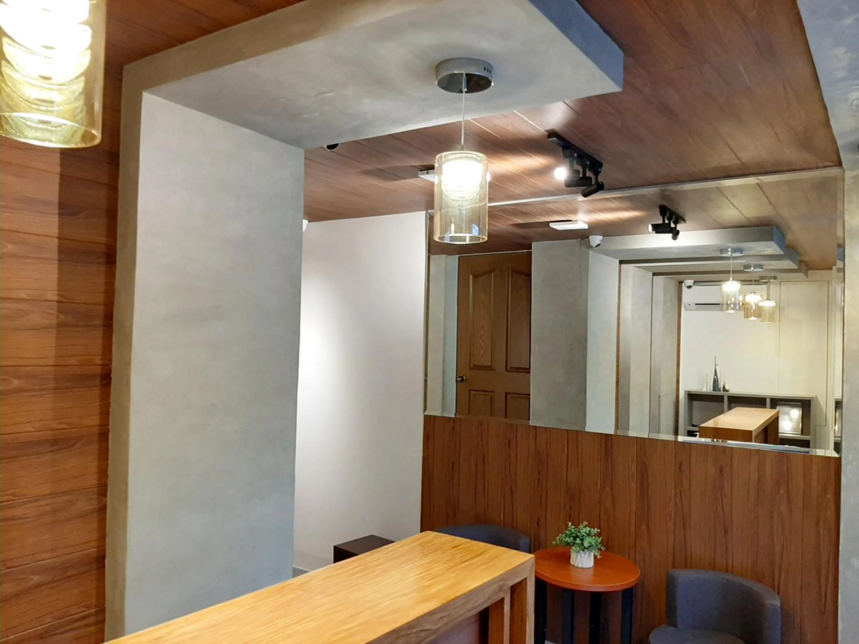 Lobby or reception in Anex Hotel near US Embassy