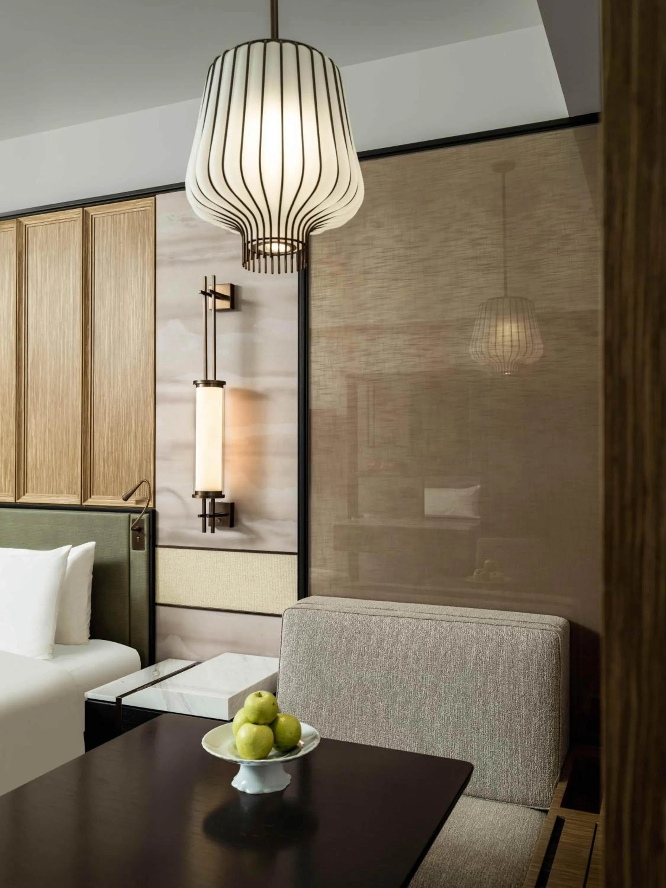 Seating area, Bed in Shangri-La Putian Onsen Resort Hotel