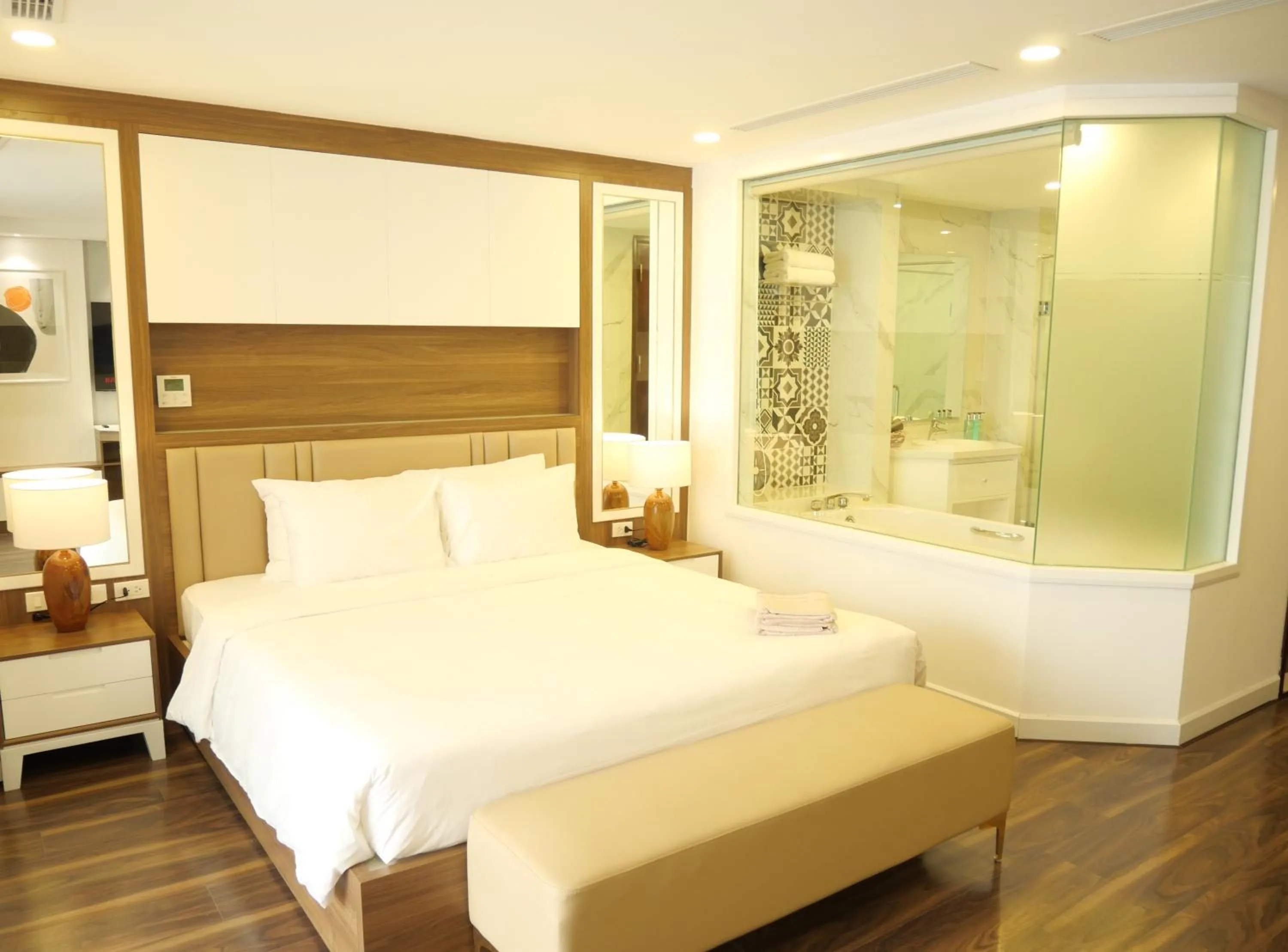 Studio in LIVIE Hanoi Ham Long