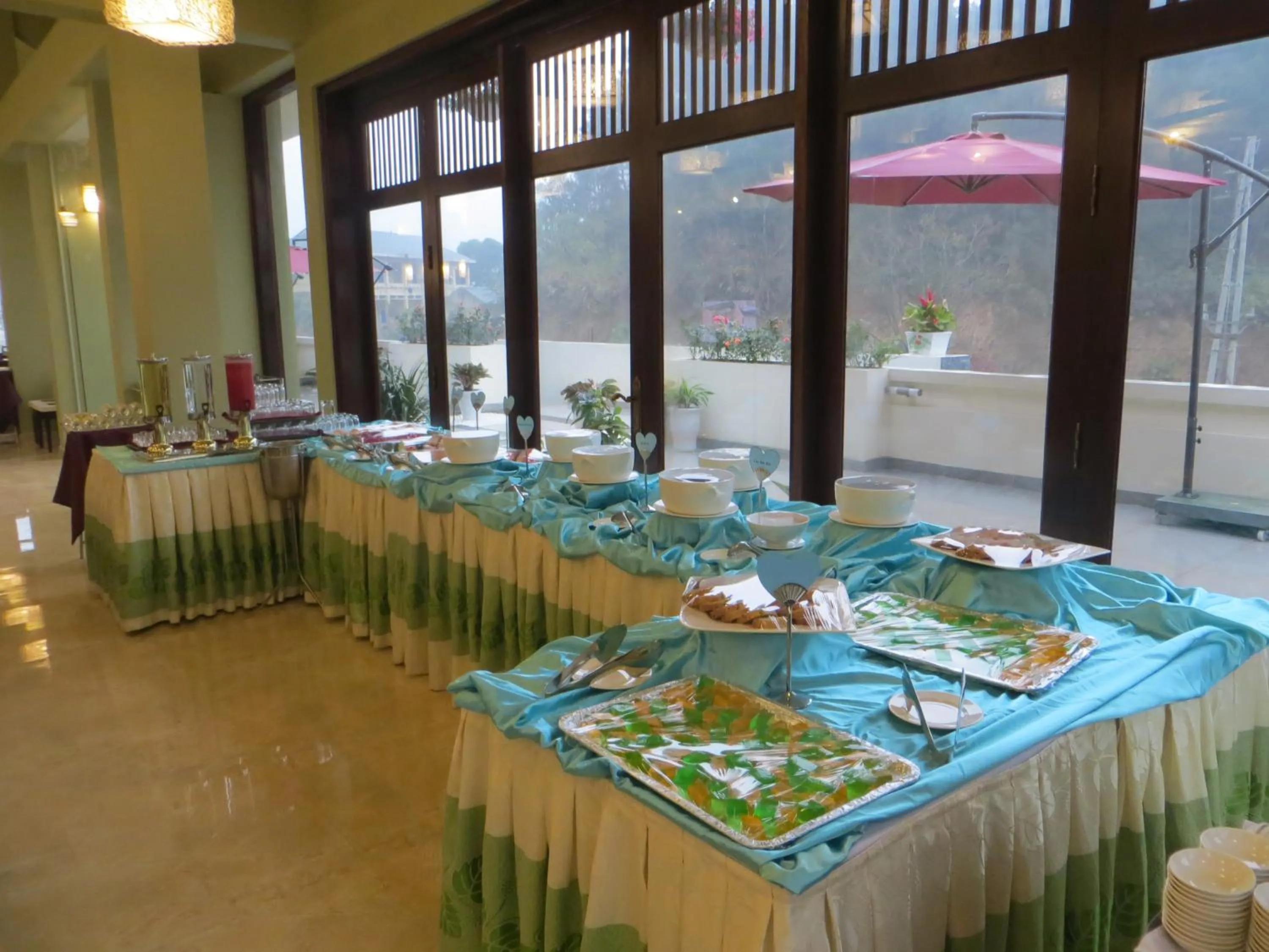 Breakfast in Sài Gòn - Bản Giốc Resort