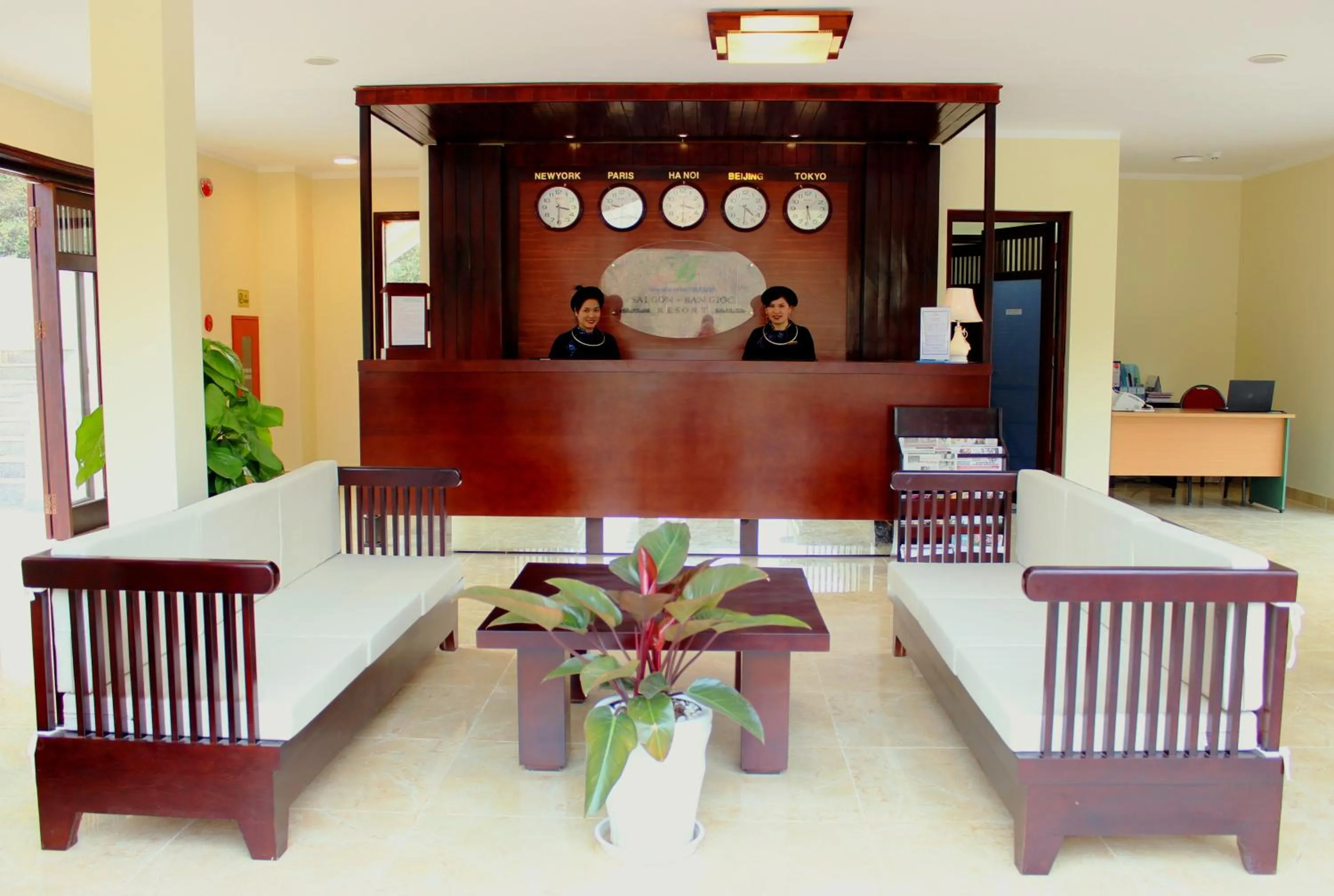 Lobby or reception in Sài Gòn - Bản Giốc Resort