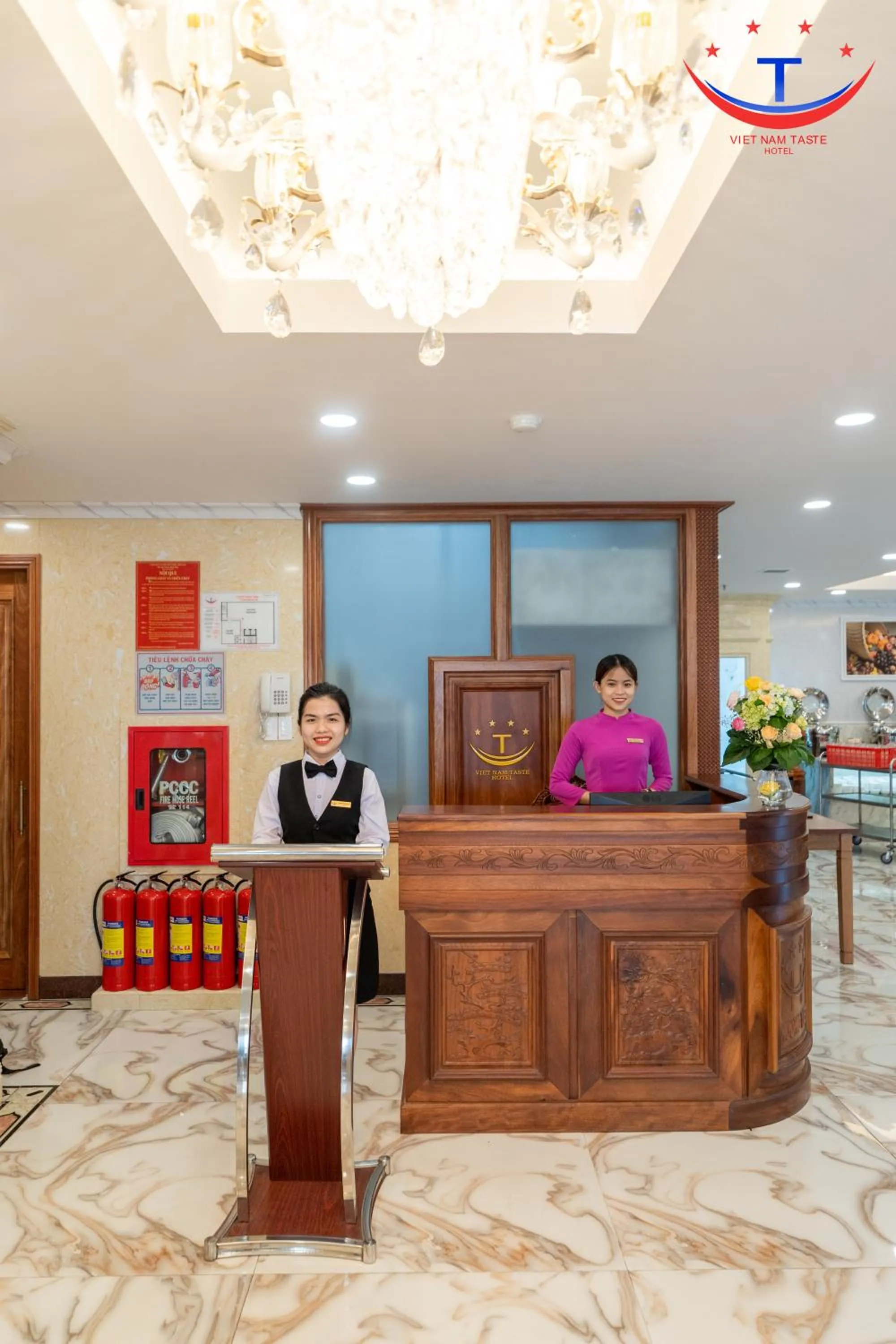 Staff in Vietnam Taste Hotel Quy Nhon - Beachfront