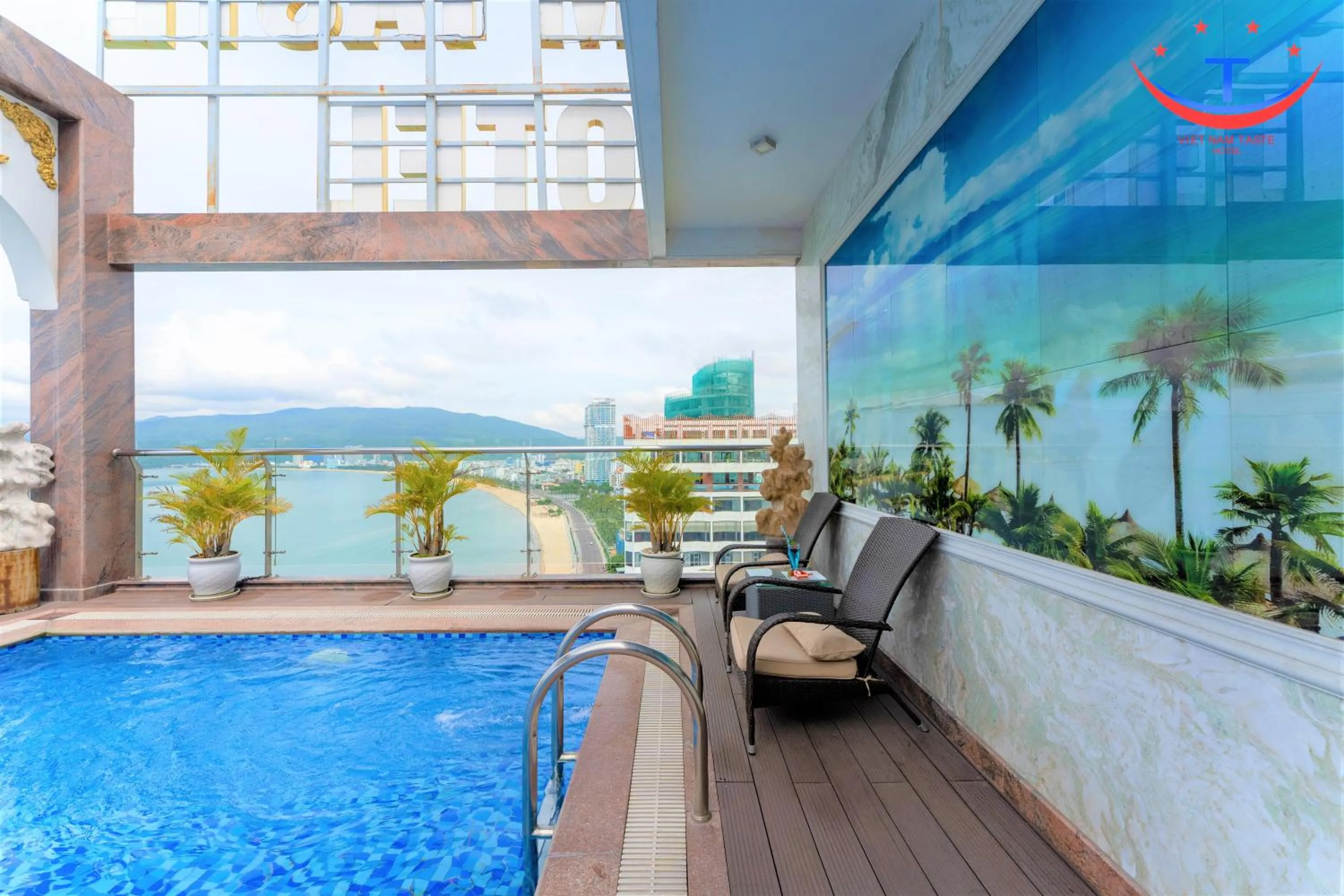 Swimming pool in Vietnam Taste Hotel Quy Nhon - Beachfront