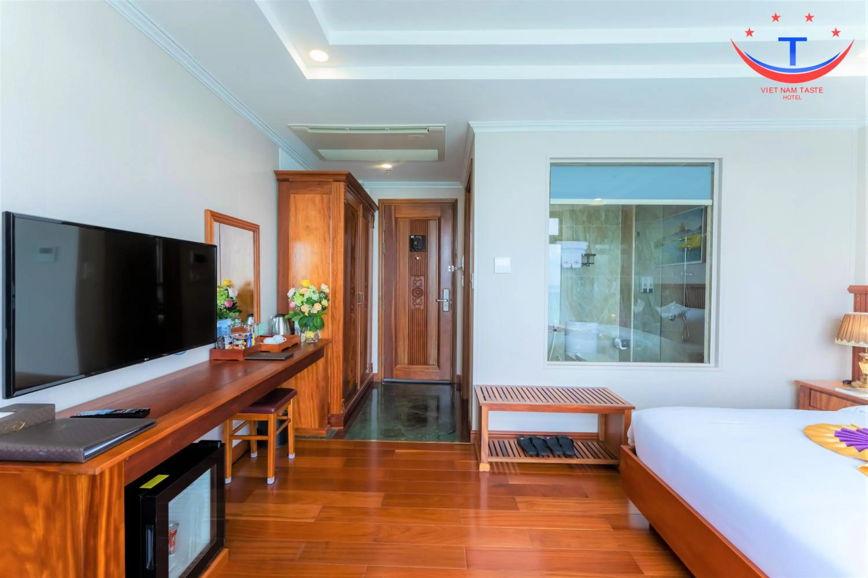 Bedroom, Bed in Vietnam Taste Hotel Quy Nhon - Beachfront