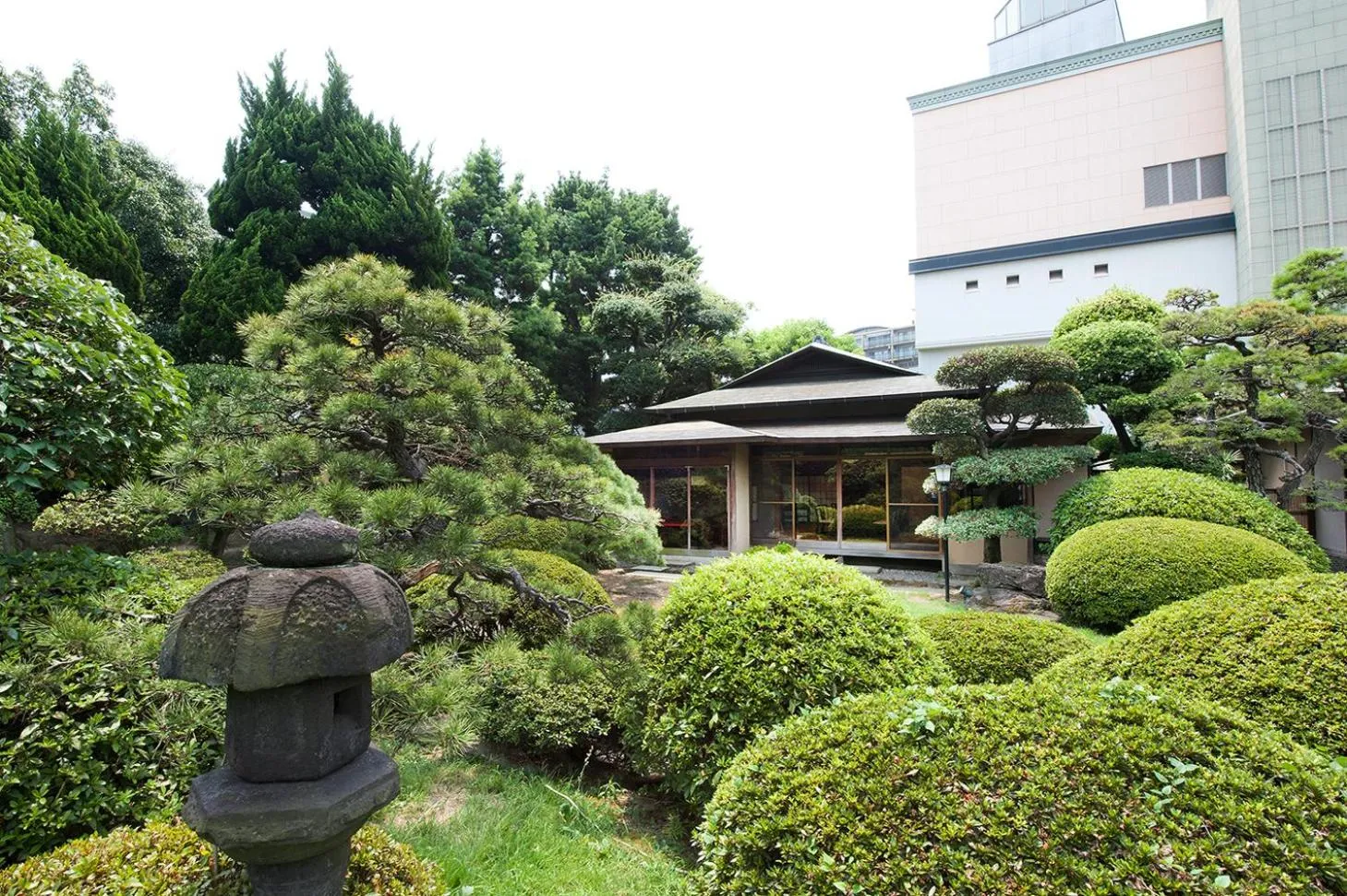 Property building in Suisui Garden Ryokan (in the Art Hotel Kokura New Tagawa)