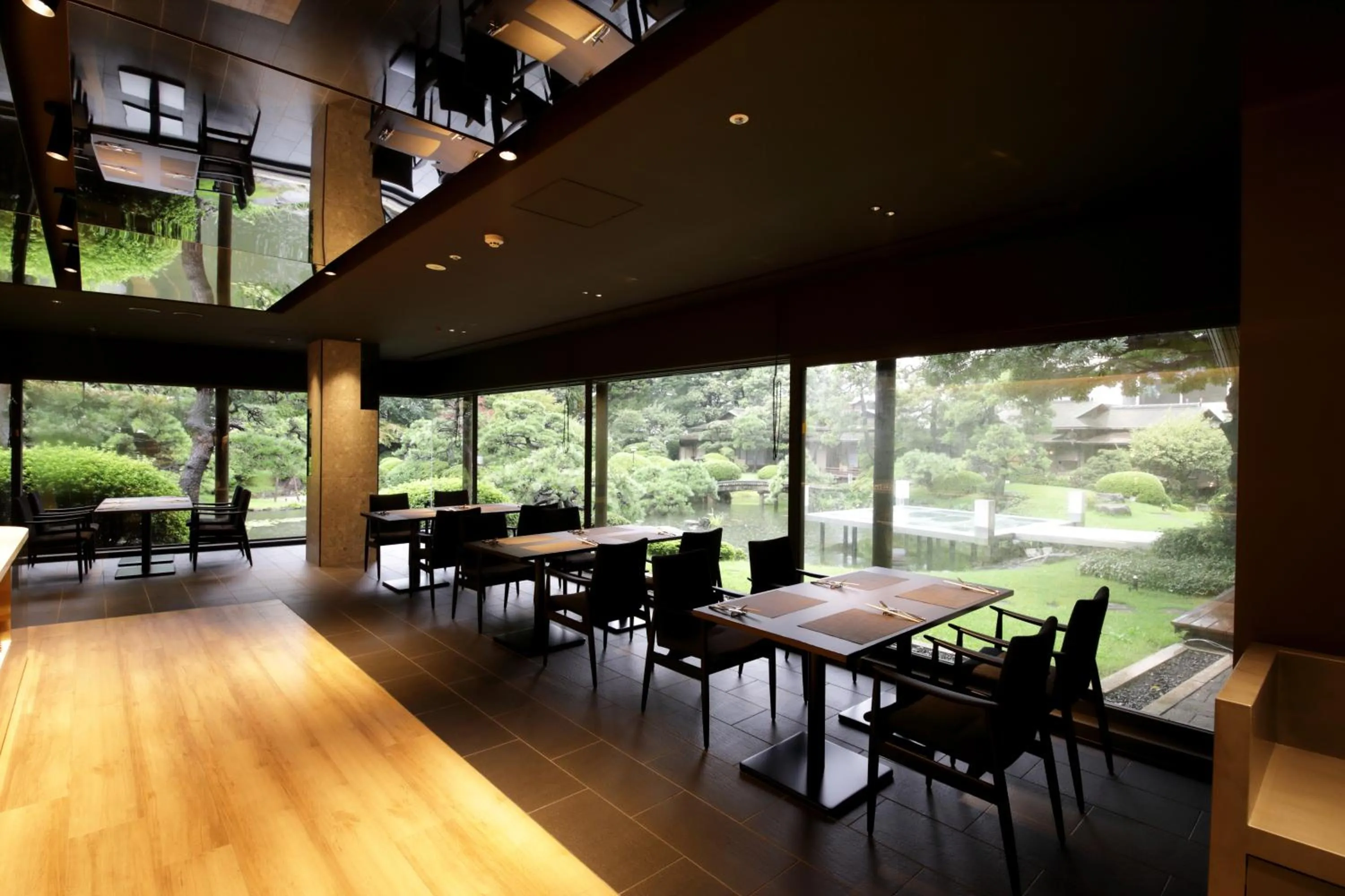 Restaurant/places to eat in Suisui Garden Ryokan (in the Art Hotel Kokura New Tagawa)