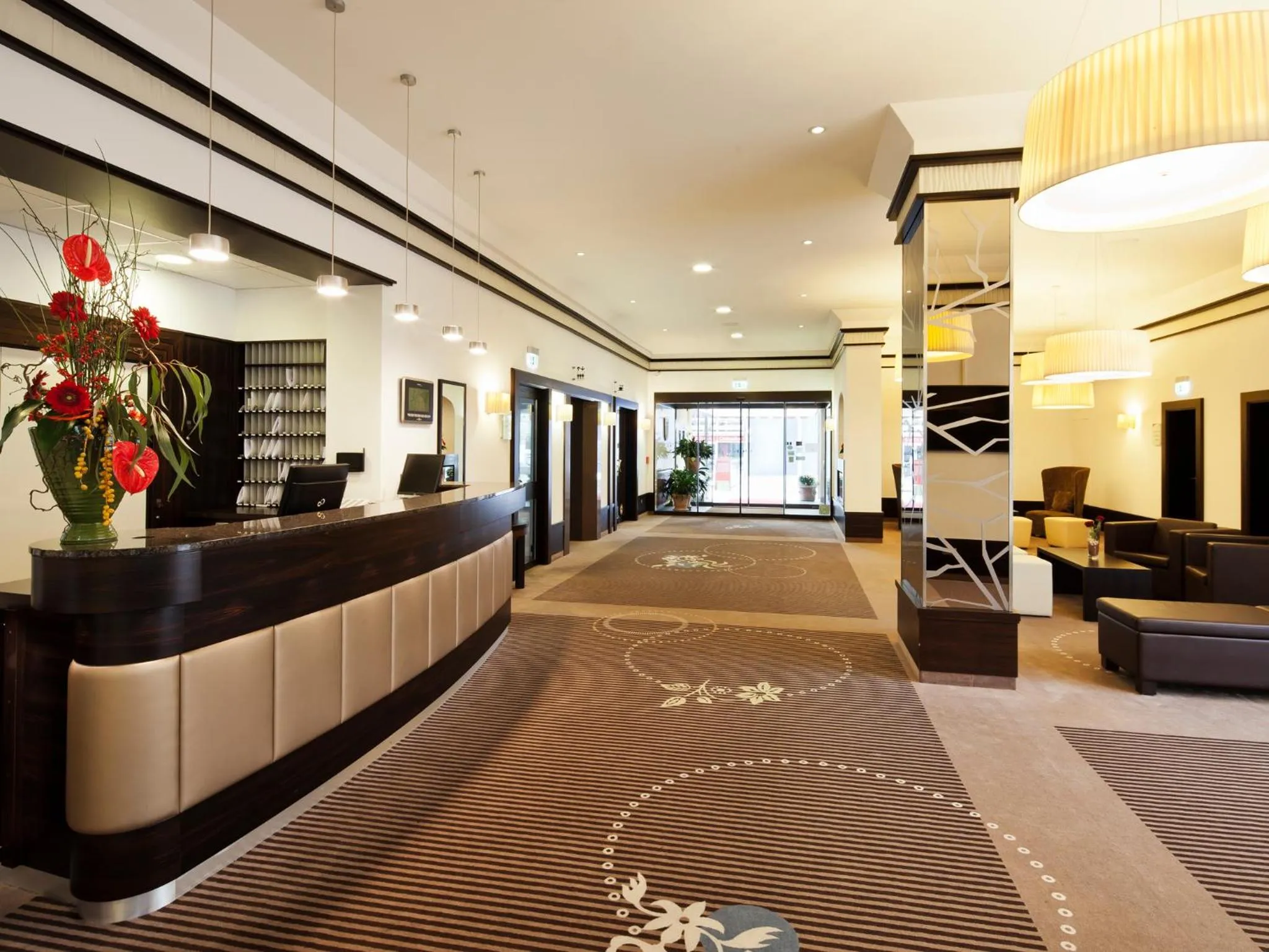 Lobby or reception in ZELLER's Quartier