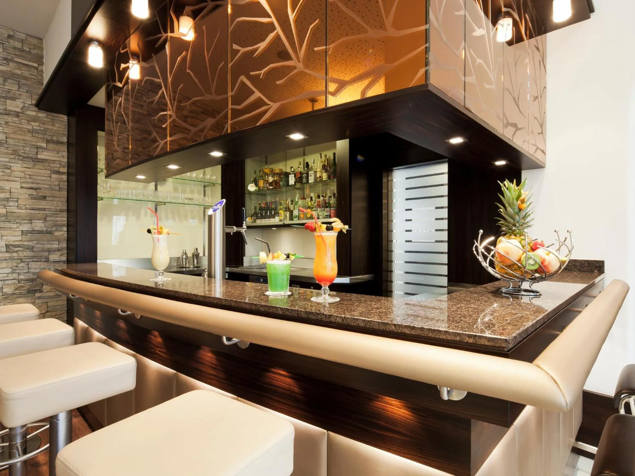 Lounge or bar in ZELLER's Quartier