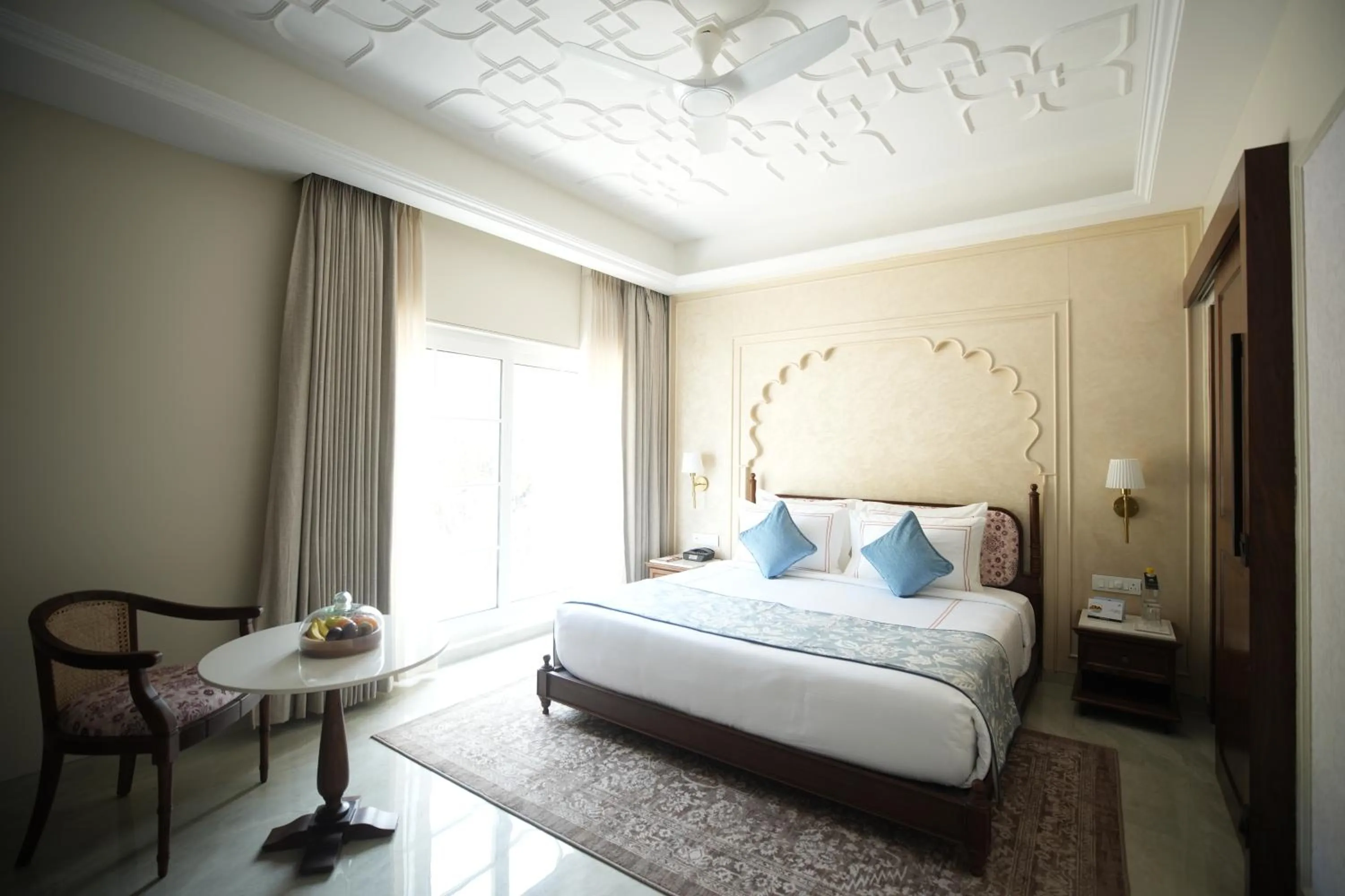 Bed in Sayaji Resorts & Spa Udaipur