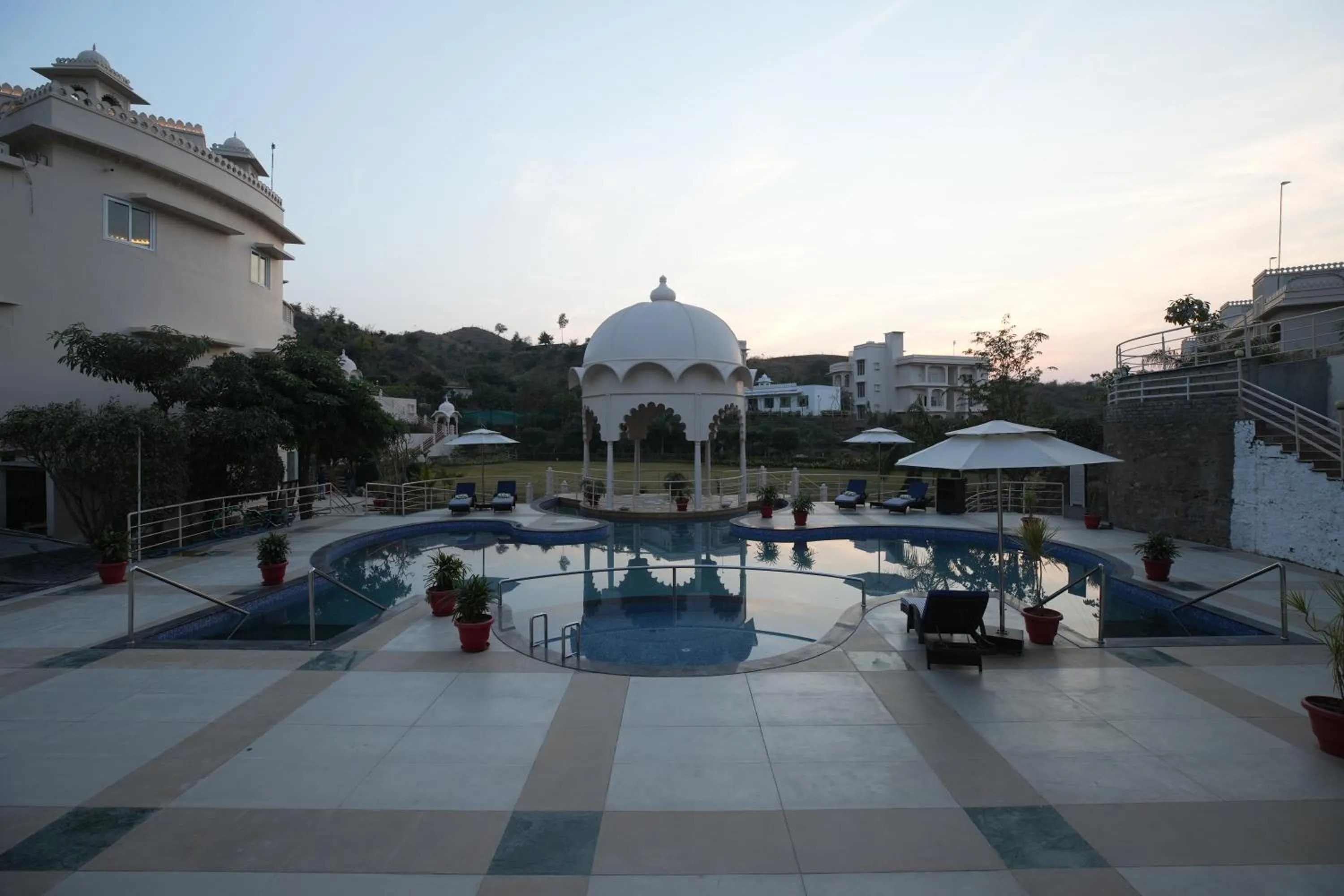 Swimming pool in Sayaji Resorts & Spa Udaipur