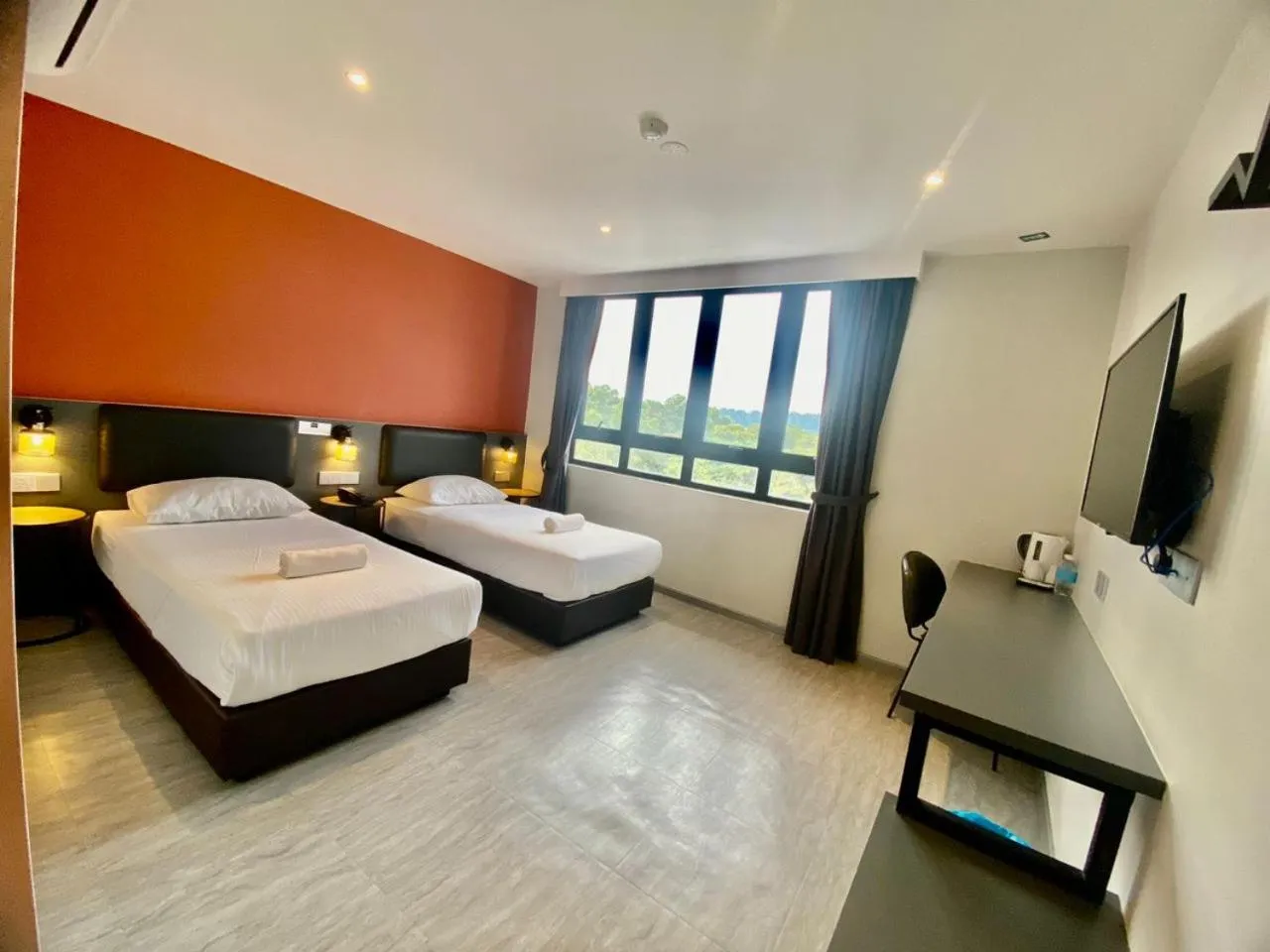 Photo of the whole room, Bed in Woco Boutique Hotel Kinrara