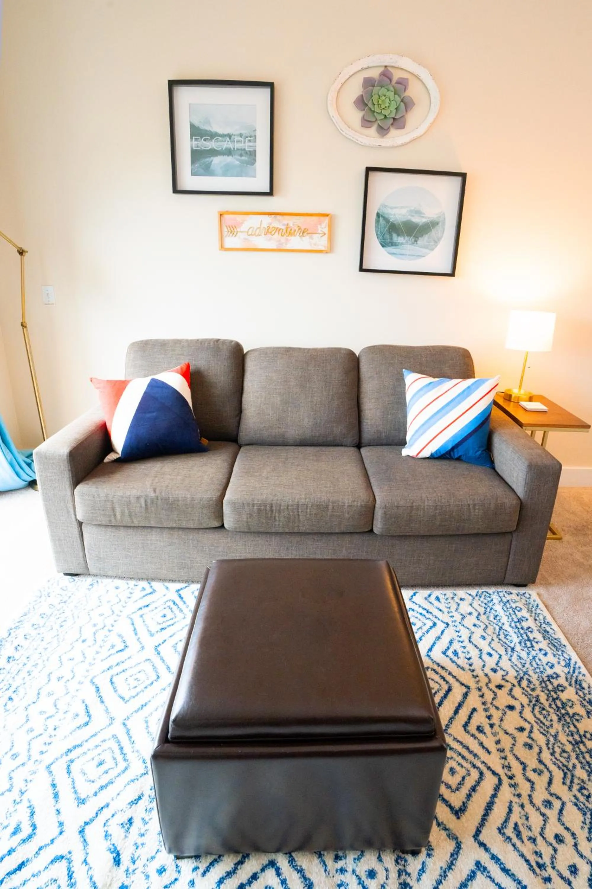 Living room in Top Floor Water View Oasis near Space Needle & Cruise