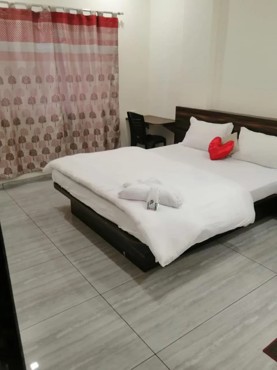 Bed in Galaxy Residency, Panchgani - MTDC Approved